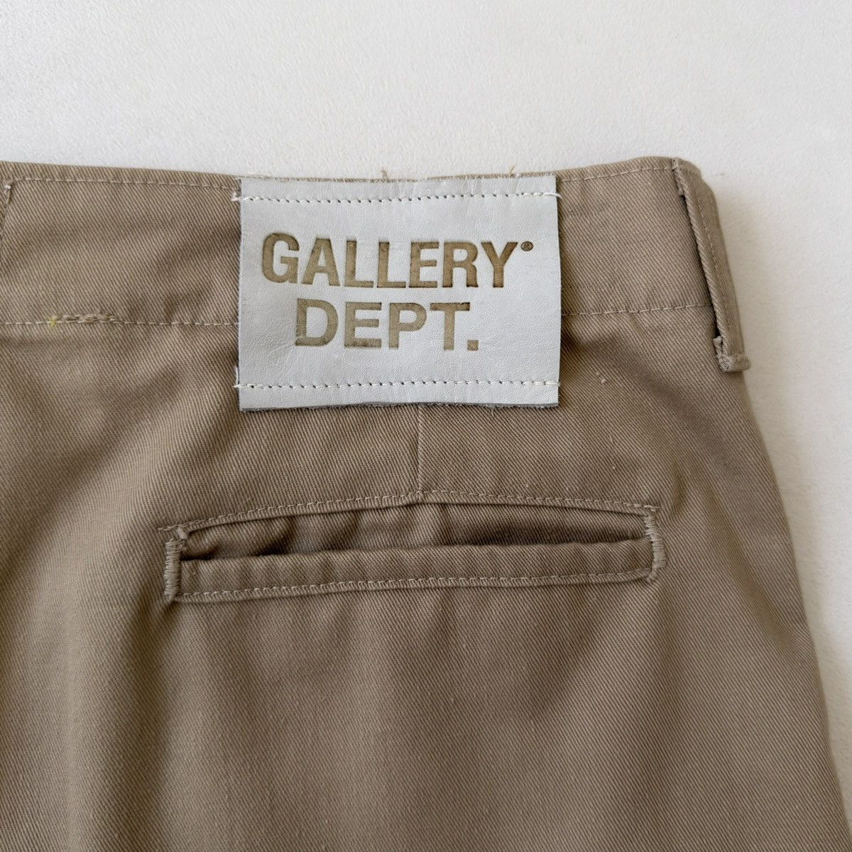 Gallery Dept. ‘Ricky’ Paint Splat Cut Off Beige Shorts Size US 32 / EU 48 - 17 Thumbnail
