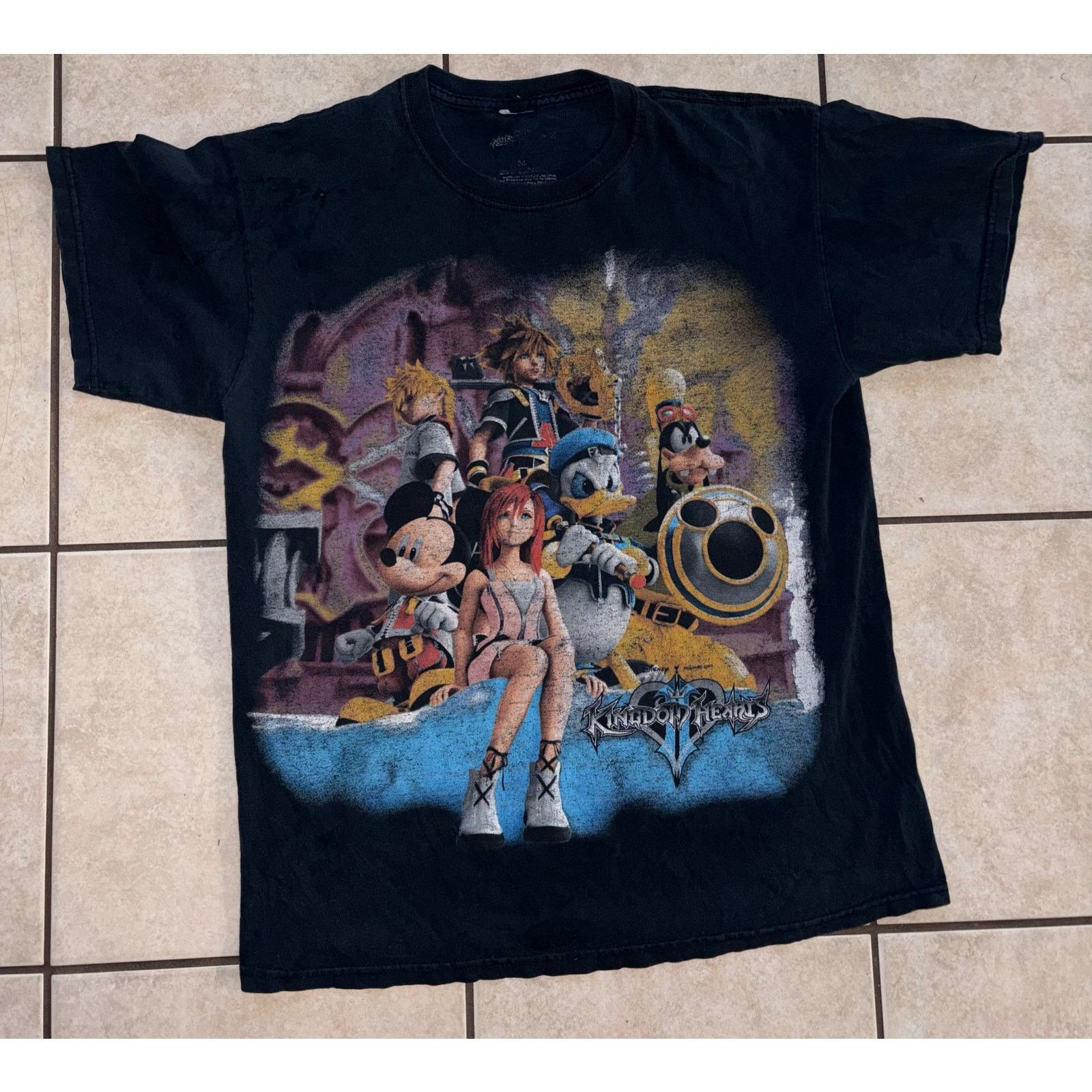 Disney Disney Kingdom Hearts size medium video game shirt Y2K Size US M / EU 48-50 / 2 - 1 Thumbnail