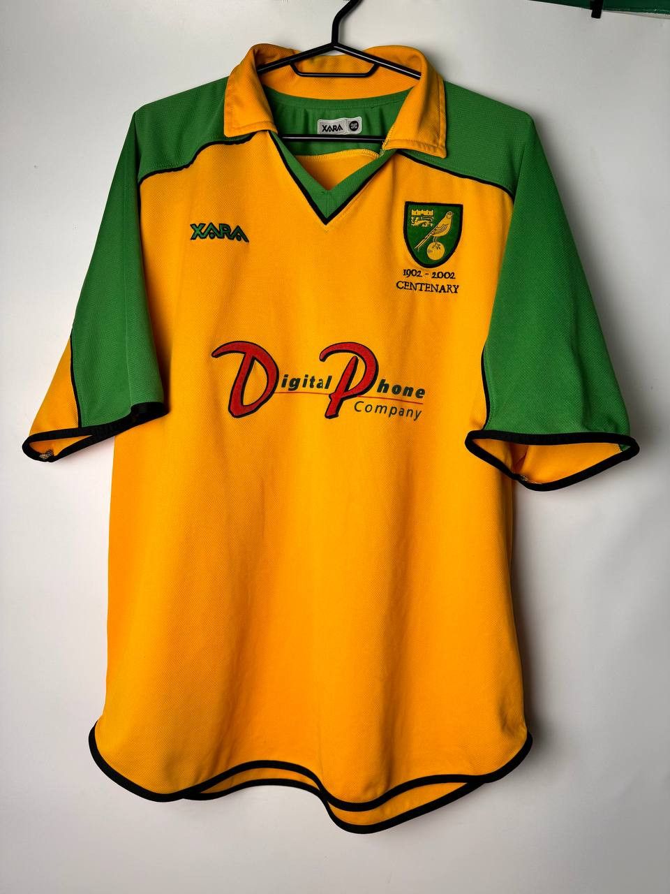 Vintage Norwich City Centenary Home Football Shirt 2001/03 Xara Size US L / EU 52-54 / 3 - 1 Thumbnail