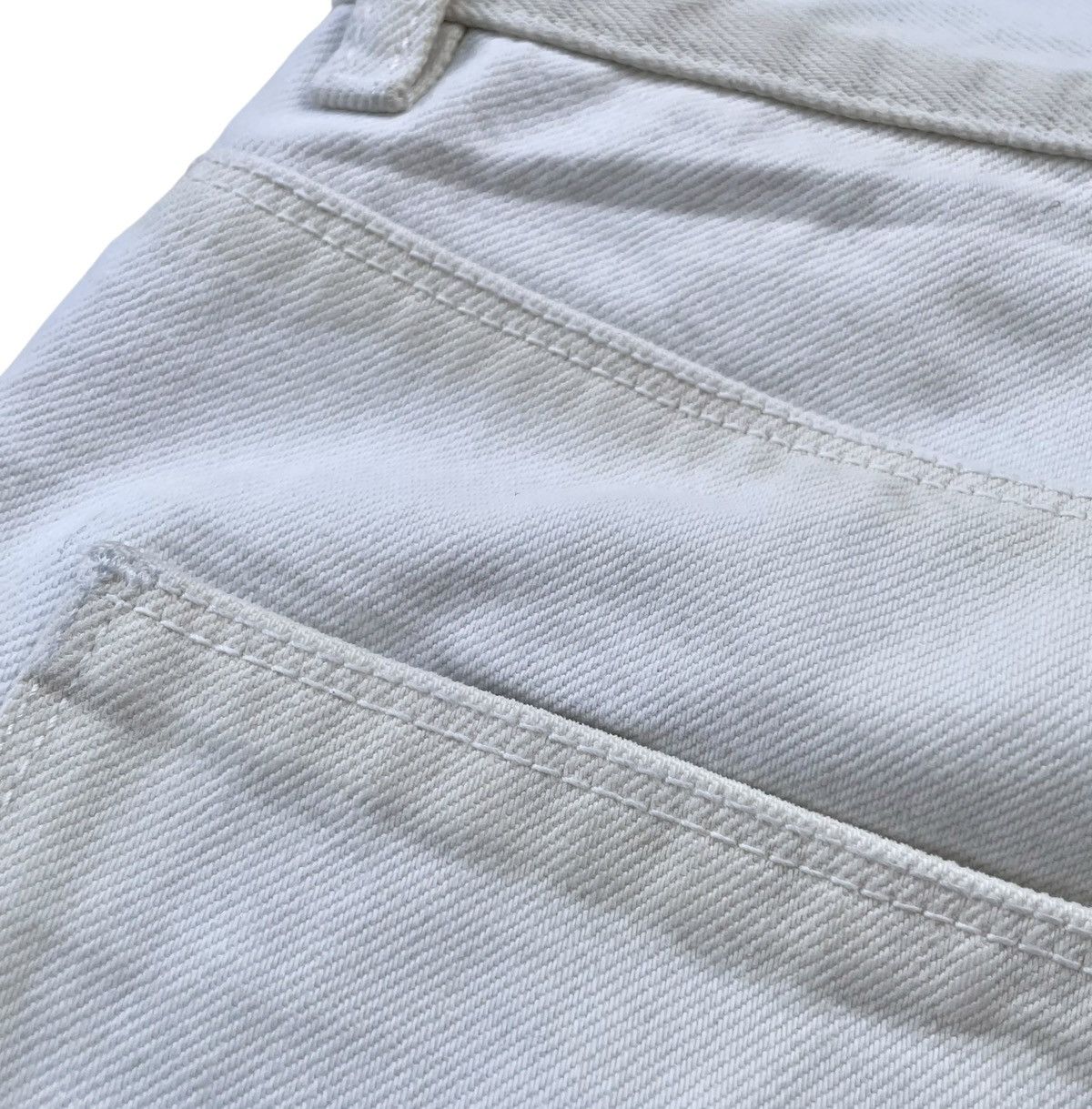 Prada Prada Milano Easy Fit Offwhite Designer Denim Size US 31 - 10 Thumbnail