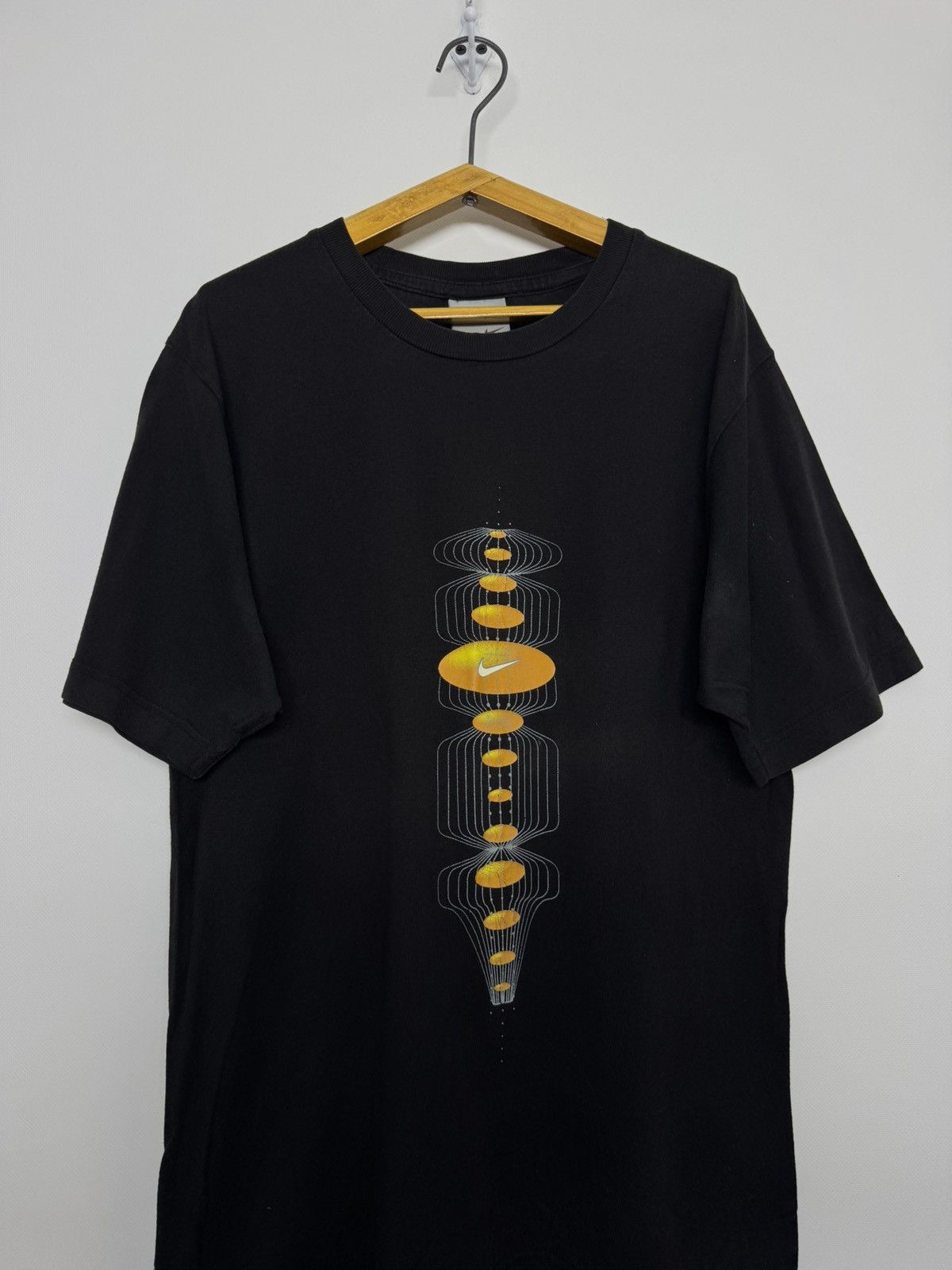 Nike Vintage Y2k Nike Big Logo Swoosh T-Shirt Size US S / EU 44-46 / 1 - 3 Thumbnail