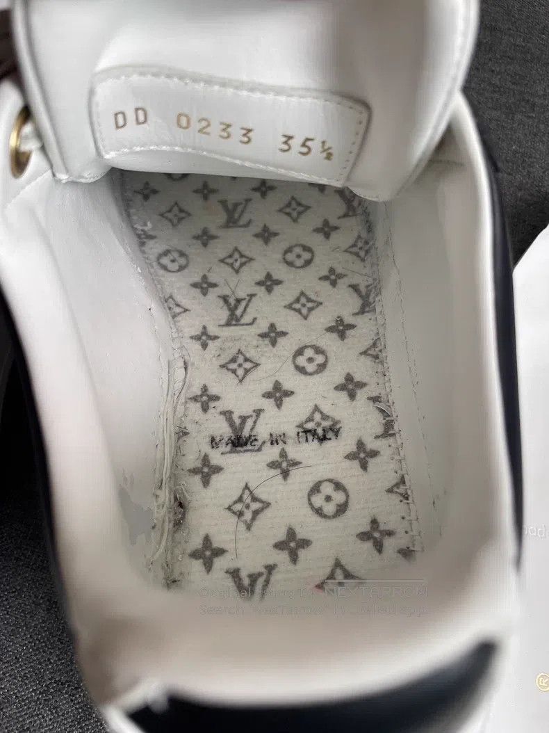 Louis Vuitton Louis Vuitton Black and white embossed casual board shoes Size US 5 / IT 35 - 7 Thumbnail