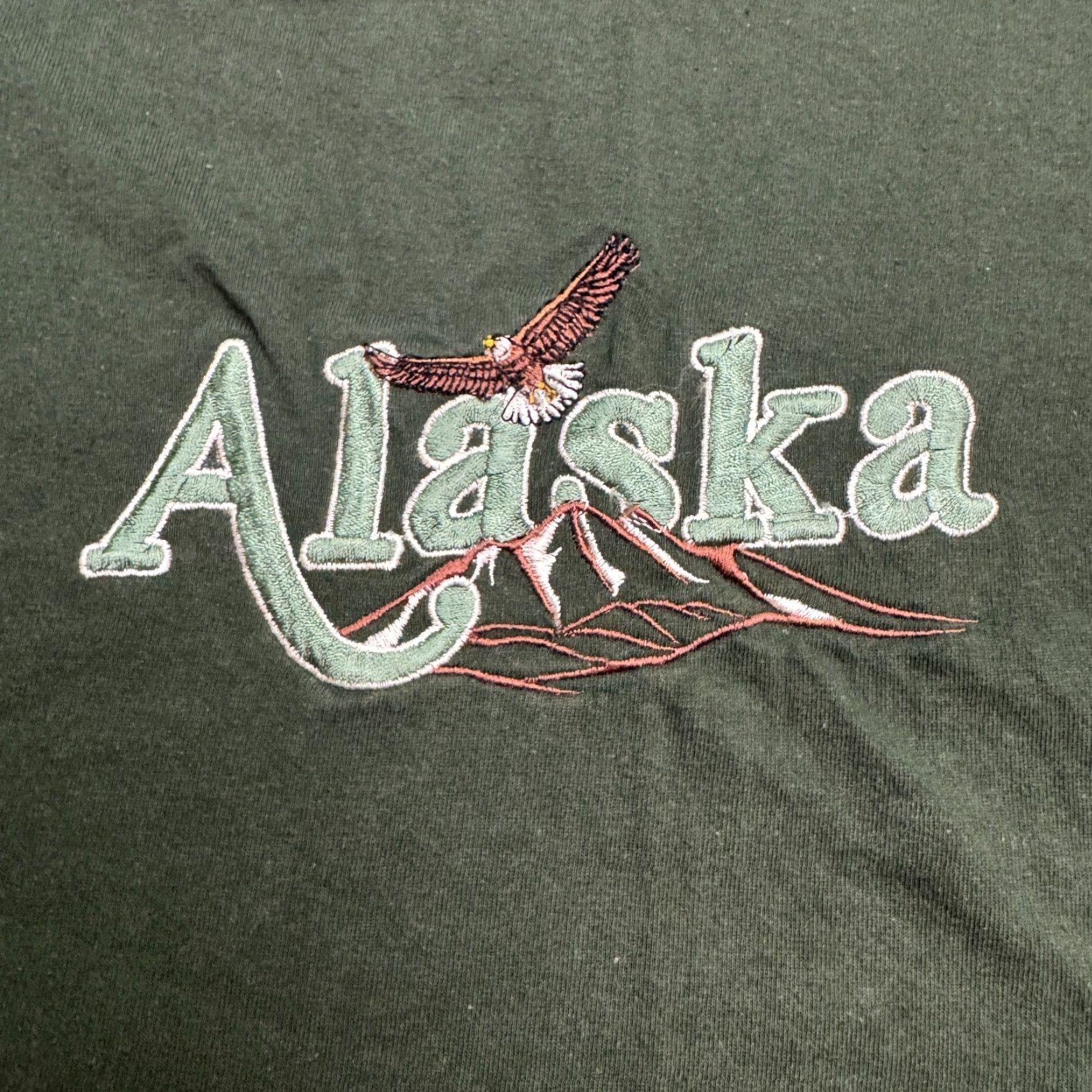 Vintage Teemax Shirt Mens Large Green Alaska Embroidered Eagle Mountain Sounenir Tee Size US L / EU 52-54 / 3 - 4 Thumbnail