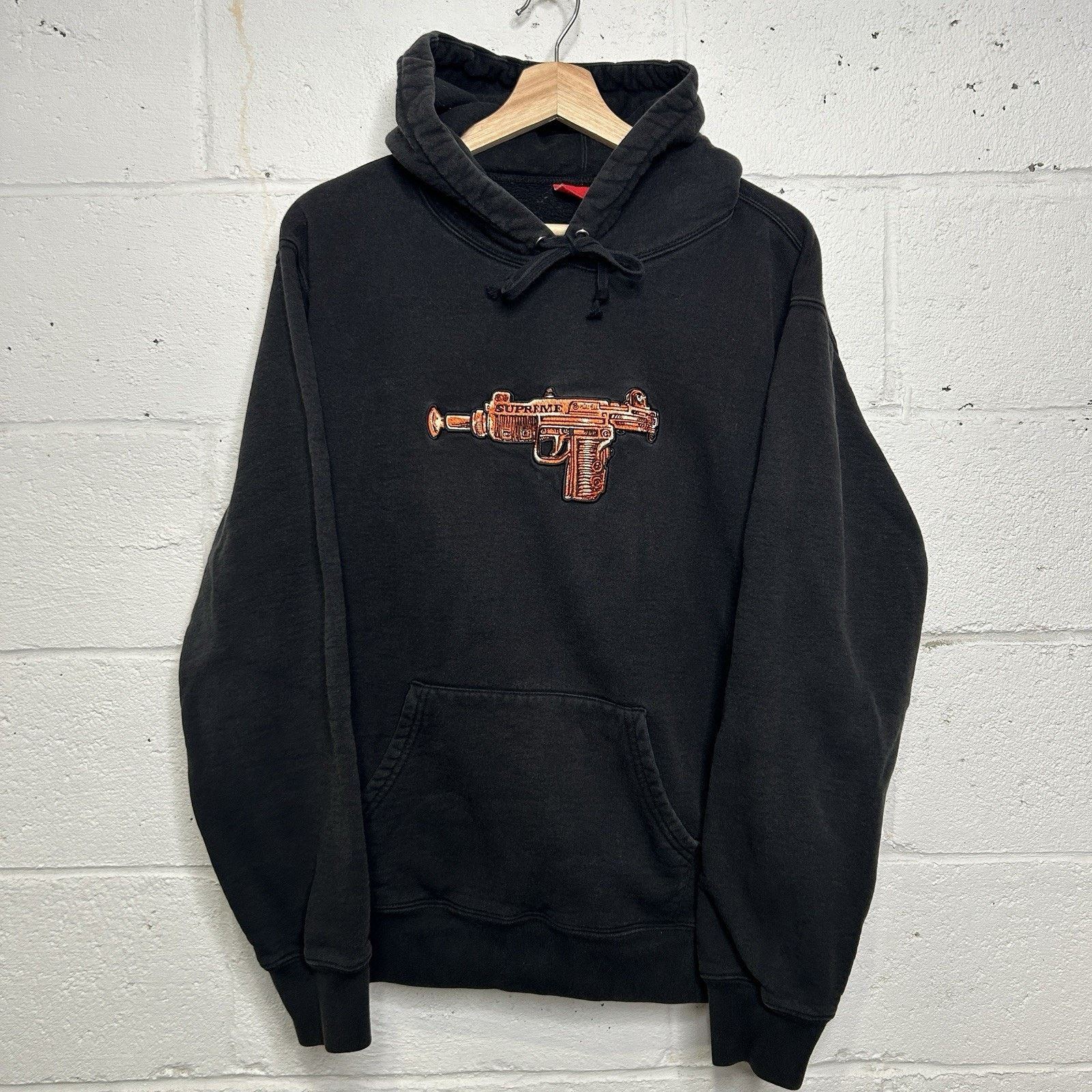 Supreme Supreme Toy Uzi Hooded Sweatshirt “Black Orange” SS19 Size US L / EU 52-54 / 3 - 1 Thumbnail
