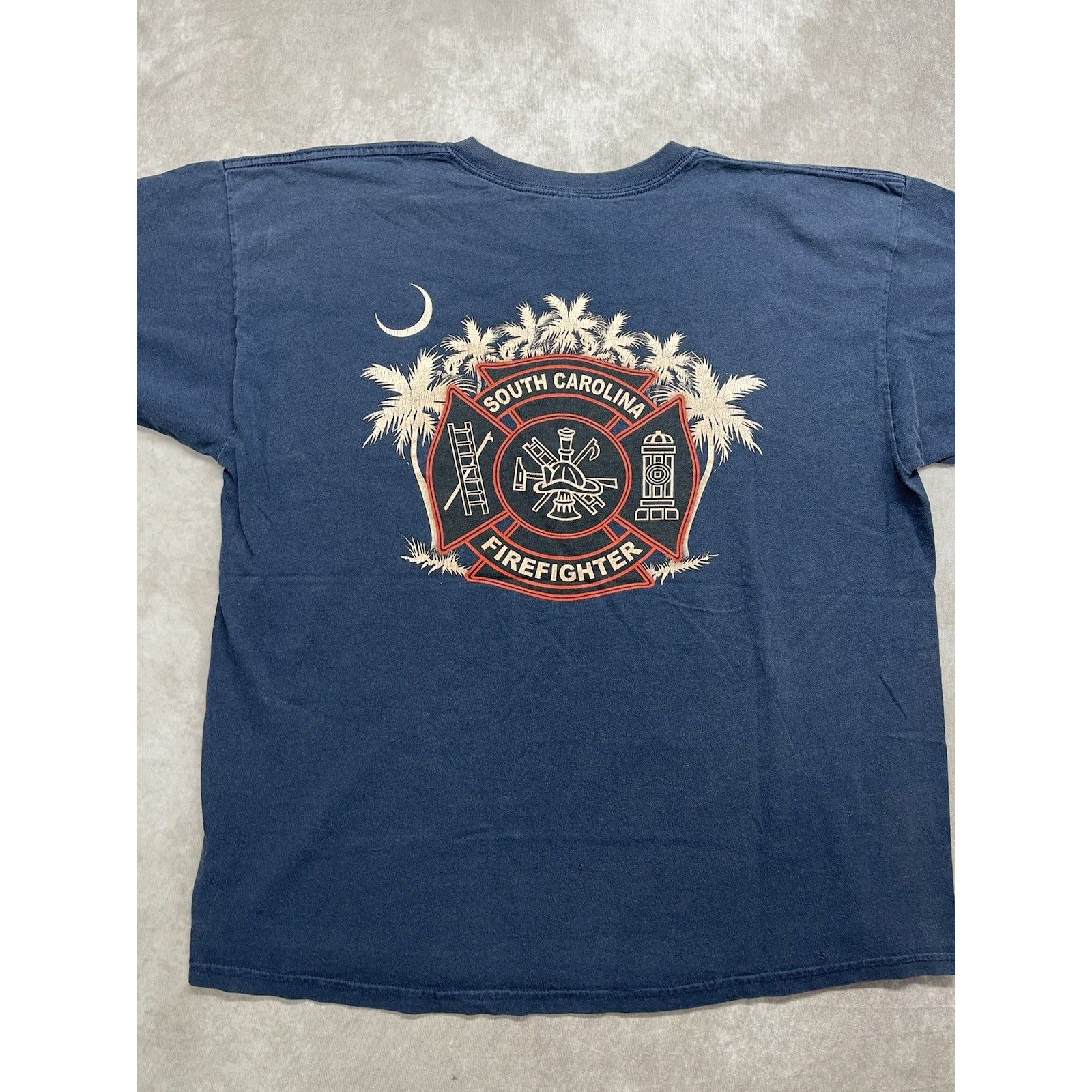 Other South Carolina Firefighter T-Shirt XL Maltese Cross Palmetto Size US XL / EU 56 / 4 - 7 Thumbnail