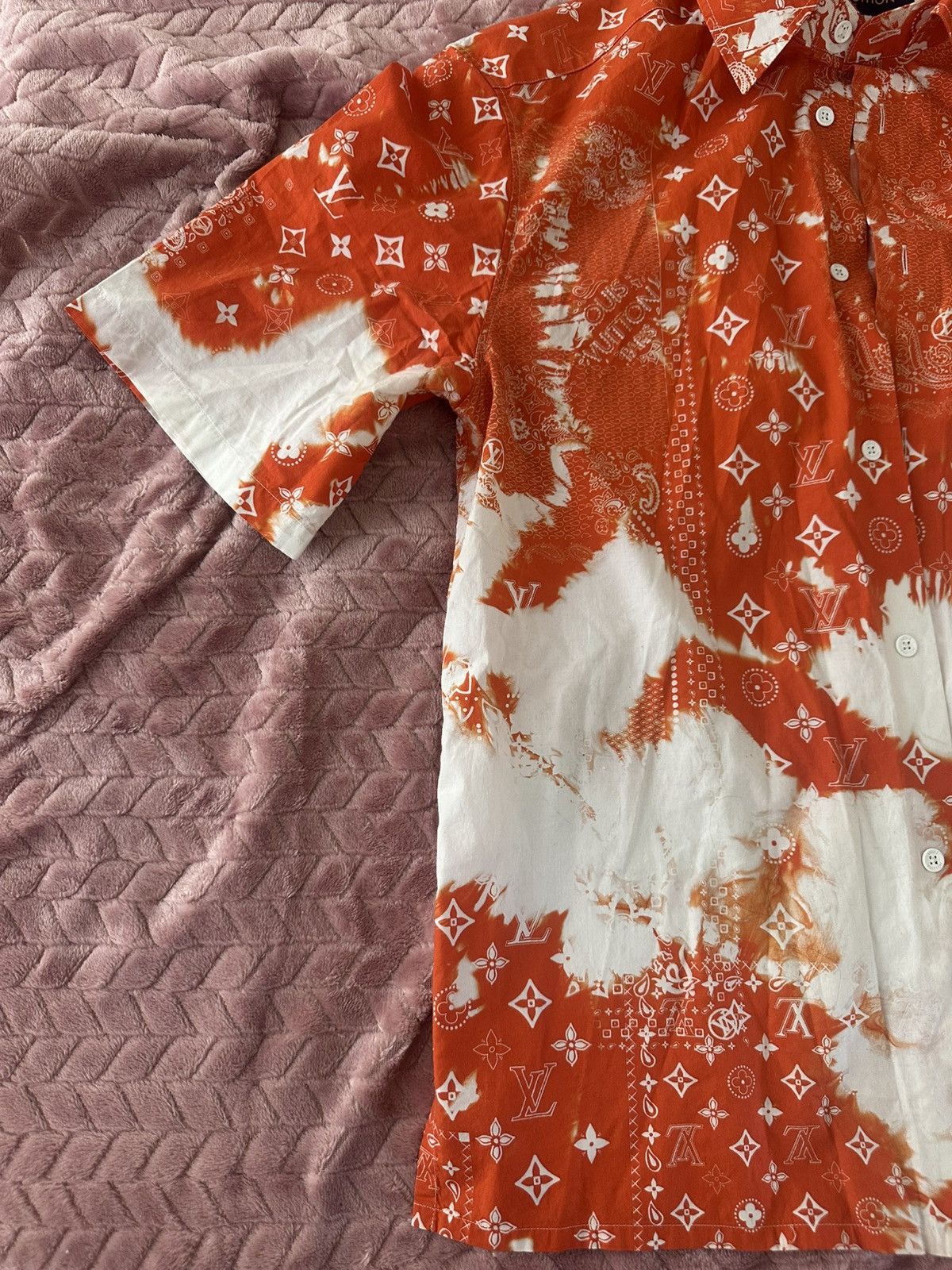 Louis Vuitton Authentic Louis Vuitton Monogram Bandana Button‑Down Shirt Size US S / EU 44-46 / 1 - 3 Thumbnail