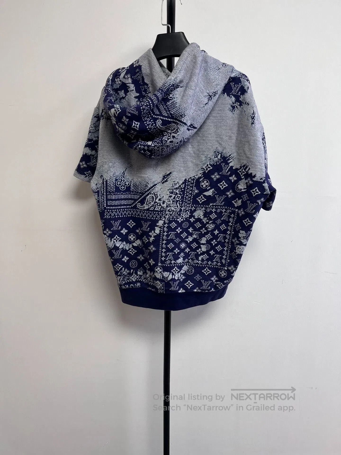 Louis Vuitton Louis Vuitton Pattern Print Hooded Short-Sleeve T-Shirt. Size US XS / EU 42 / 0 - 2 Thumbnail