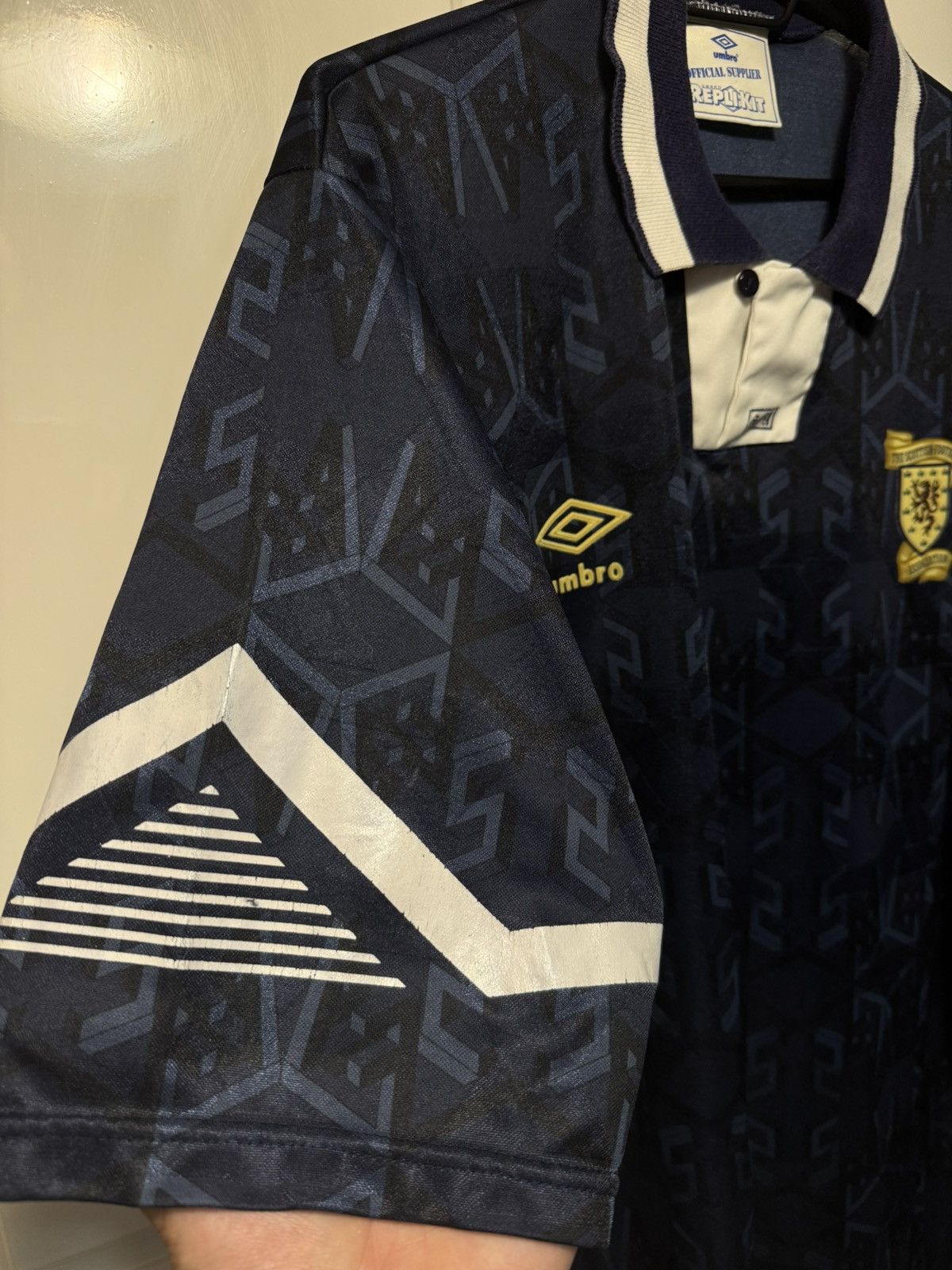 Umbro Scotland 1991-1994 Home Kit Authentic XL Size US XL / EU 56 / 4 - 4 Thumbnail