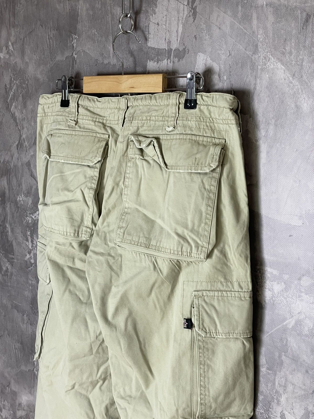 Alpha Industries × Japanese Brand Vintage Alpha Industries japanese cargo zip denim pants Size 34" / US 12 / IT 48 - 13 Thumbnail