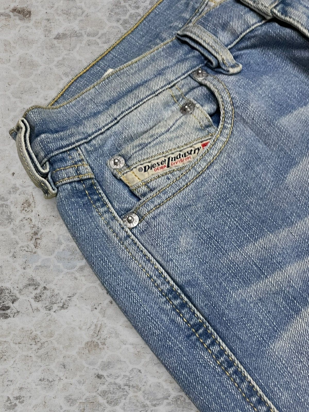 Diesel Vintage Authentic Designer Diesel Flared Blue Denim Size US 28 / EU 44 - 8 Thumbnail