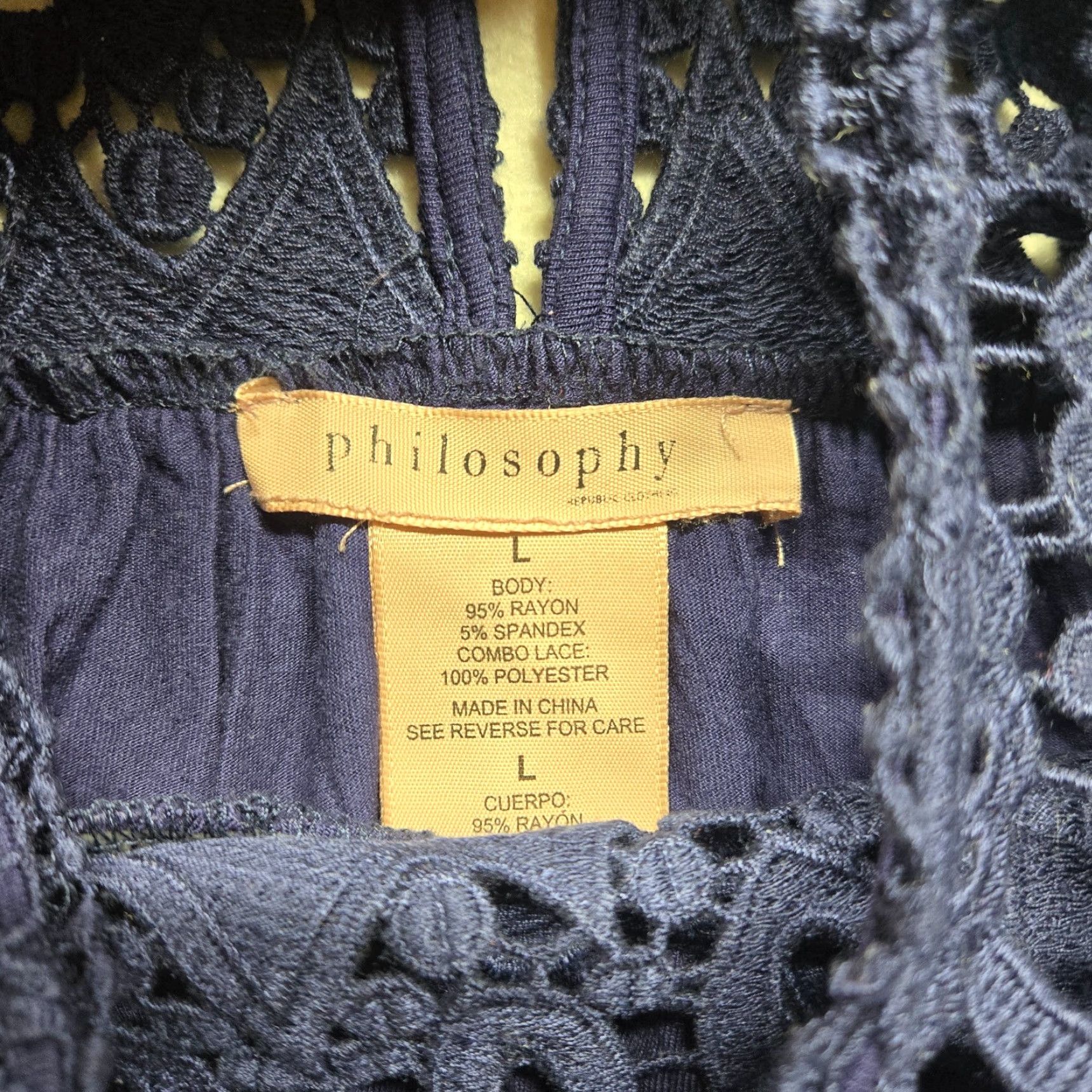 Vintage VINTAGE Philosophy Women's Blouse Long Sleeve Lace Navy Blue Size Large | Crochet Accents Casual Office Size L / US 10 / IT 46 - 2 Thumbnail