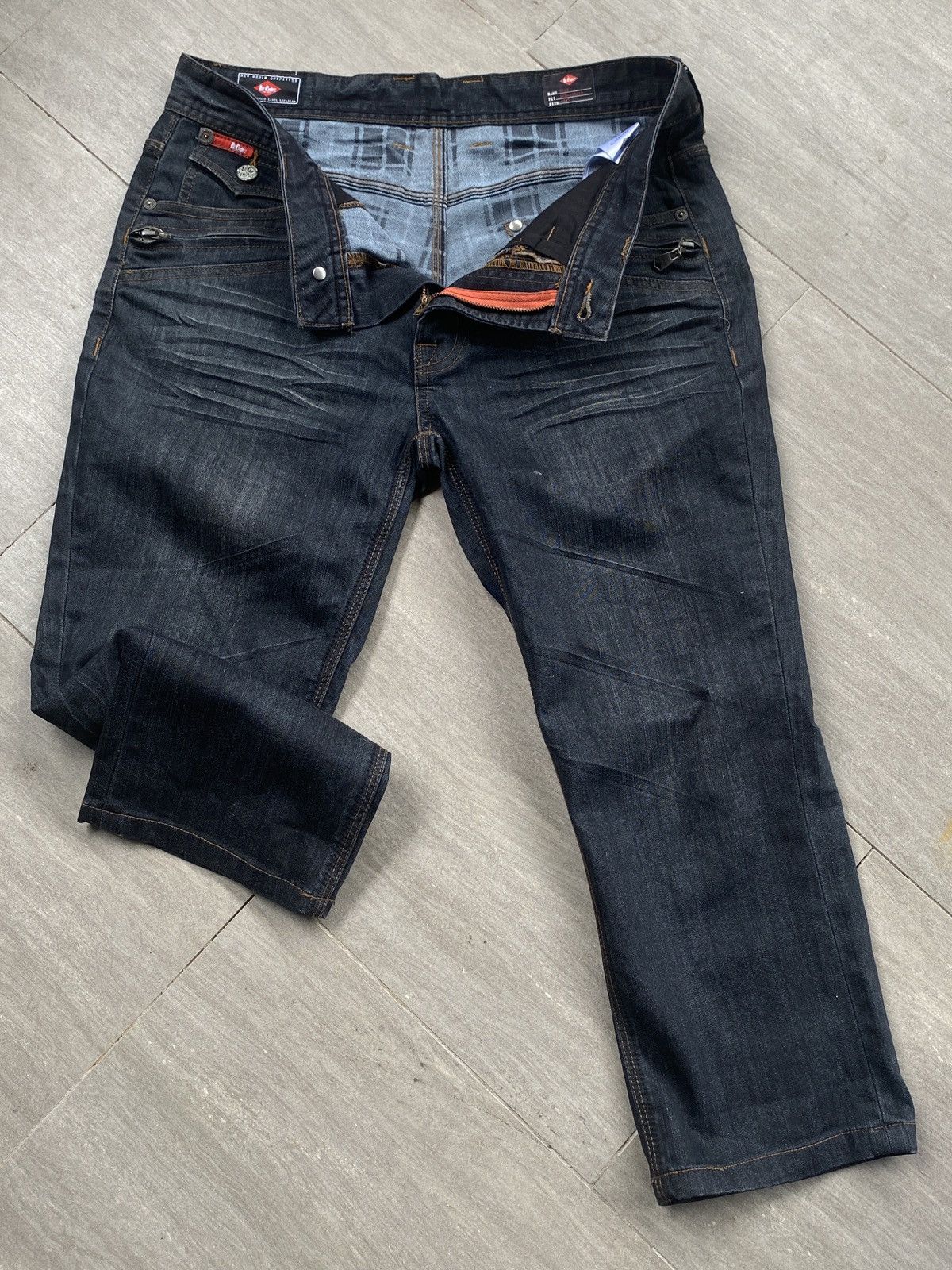 Lee × Vintage ❗️BINDING NOW❗️Lee Cooper Jean 3 Quarter Size US 32 / EU 48 - 1 Thumbnail