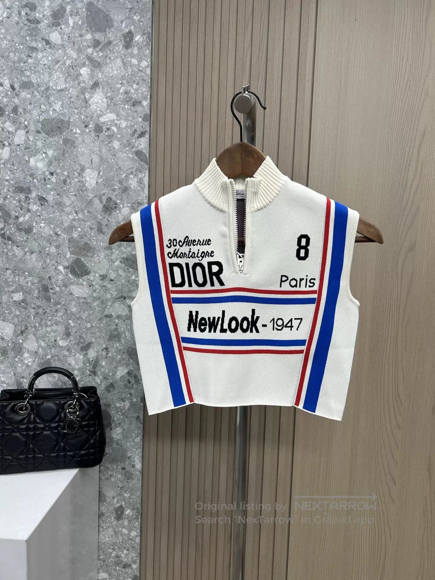 Dior Dior New Look 1947 Stand-Collar Top. Size XS / US 0-2 / IT 36-38 - 1 Thumbnail