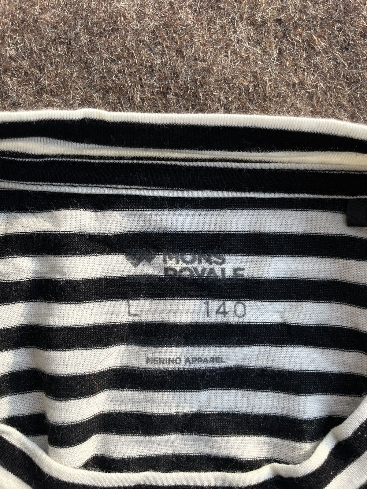 Other Mons Royale Merino Wool Long Sleeve Size US L / EU 52-54 / 3 - 7 Thumbnail