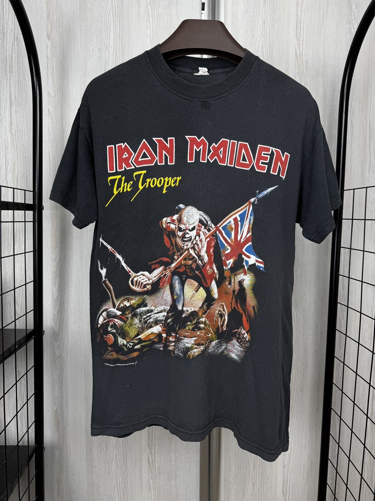 Fruit Of The Loom Vintage 1998 Iron Maiden The Trooper Black Band Tee size M-L Size US L / EU 52-54 / 3 - 2 Thumbnail