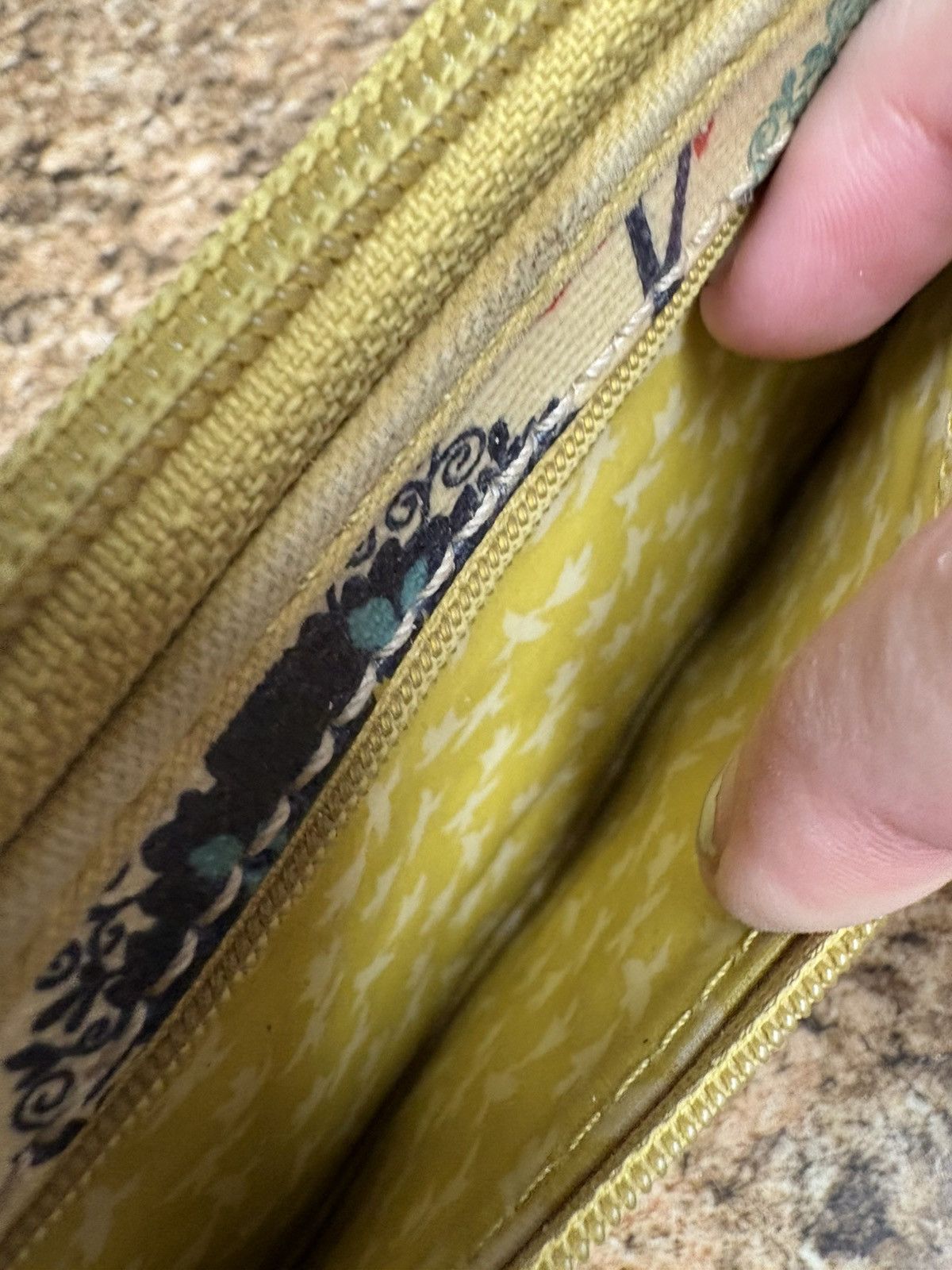Fossil Fossil Key-Per Coated Canvas Zip-Around Wallet Birds Trees Size ONE SIZE - 6 Thumbnail