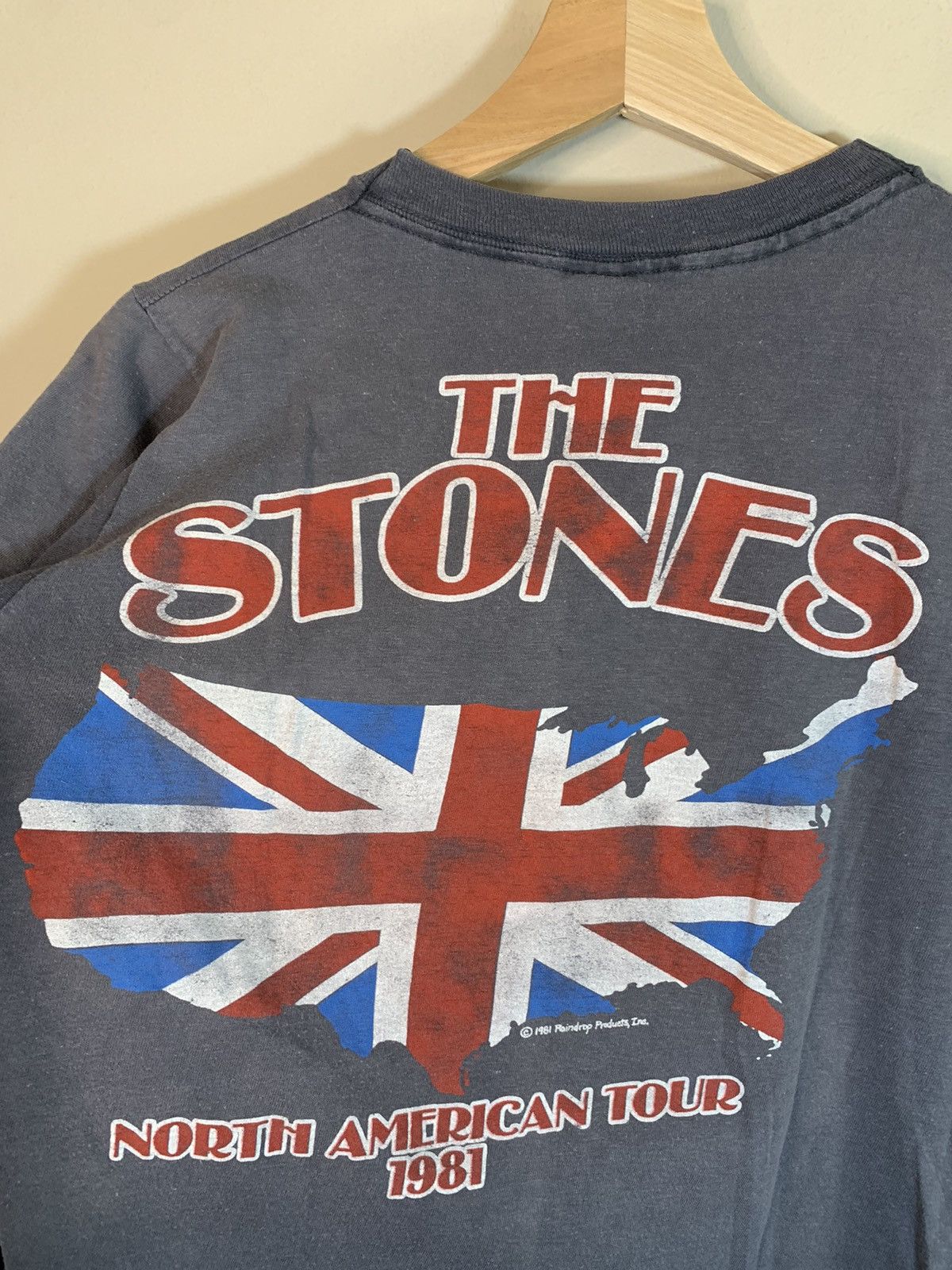 Band Tees × The Rolling Stones × Vintage *RARE* Vintage 1981 Rolling Stones Tour Single Stitch Shirt Size US XS / EU 42 / 0 - 4 Thumbnail