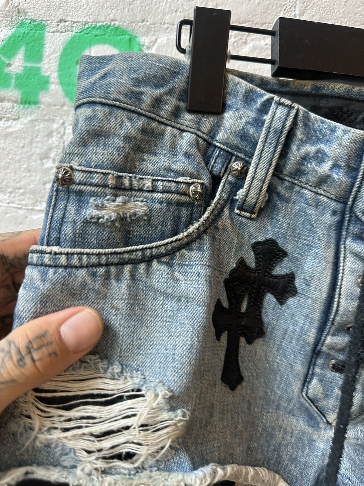 Chrome Hearts Chrome Hearts Womens Cross Patch Shorts S, M, L Size 28" / US 6 / IT 42 - 3 Thumbnail
