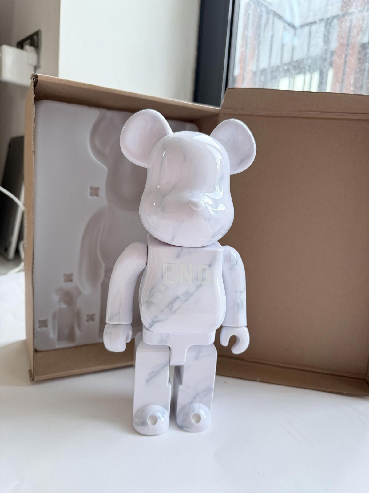 Other END. X MEDICOM TOY BE@RBRICK "CARRERA" 400% Size ONE SIZE - 3 Thumbnail