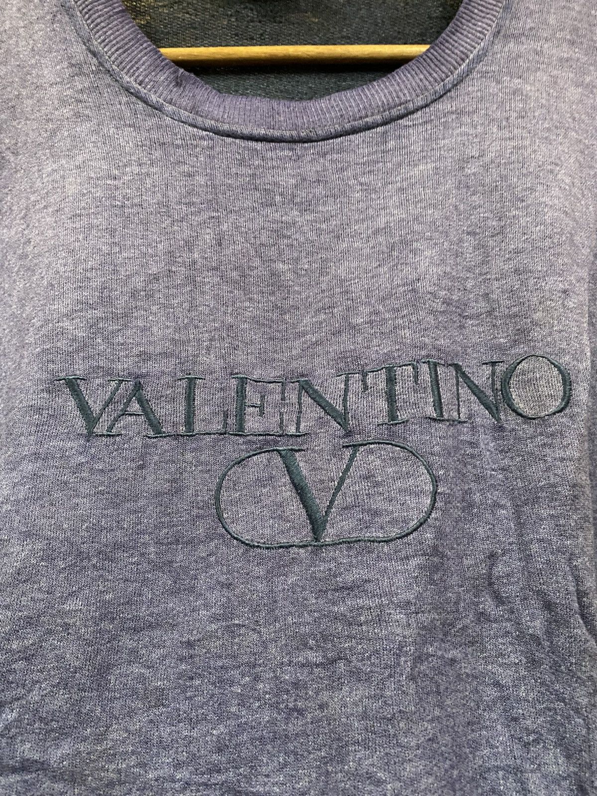 Valentino Vintage distressed VALENTINO crewneck sweatshirt Size US XL / EU 56 / 4 - 3 Thumbnail