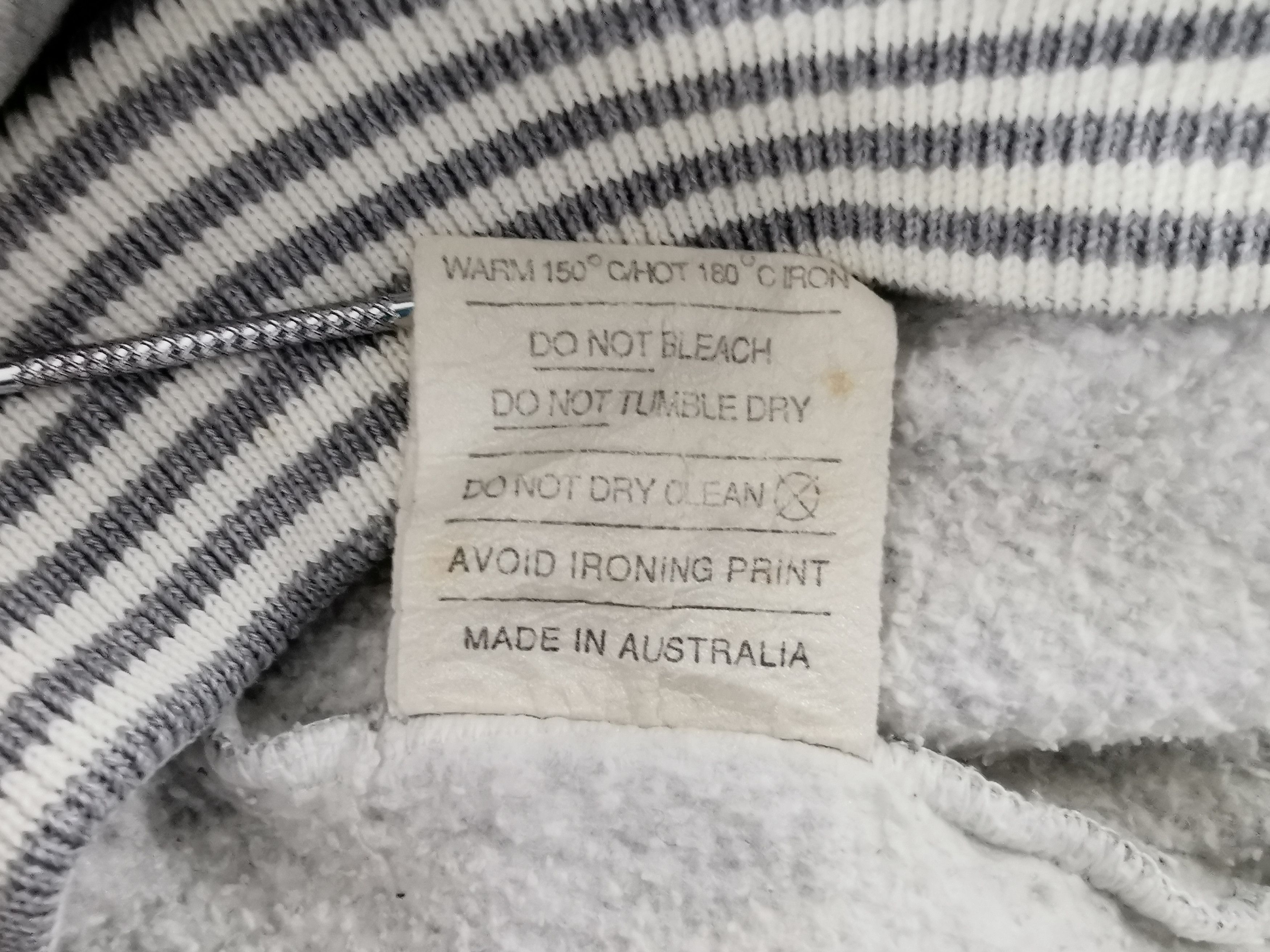 Mambo Vintage 90's Mambo Surf De Luxe Pullover Sweatshirt Size L Size US L / EU 52-54 / 3 - 8 Thumbnail