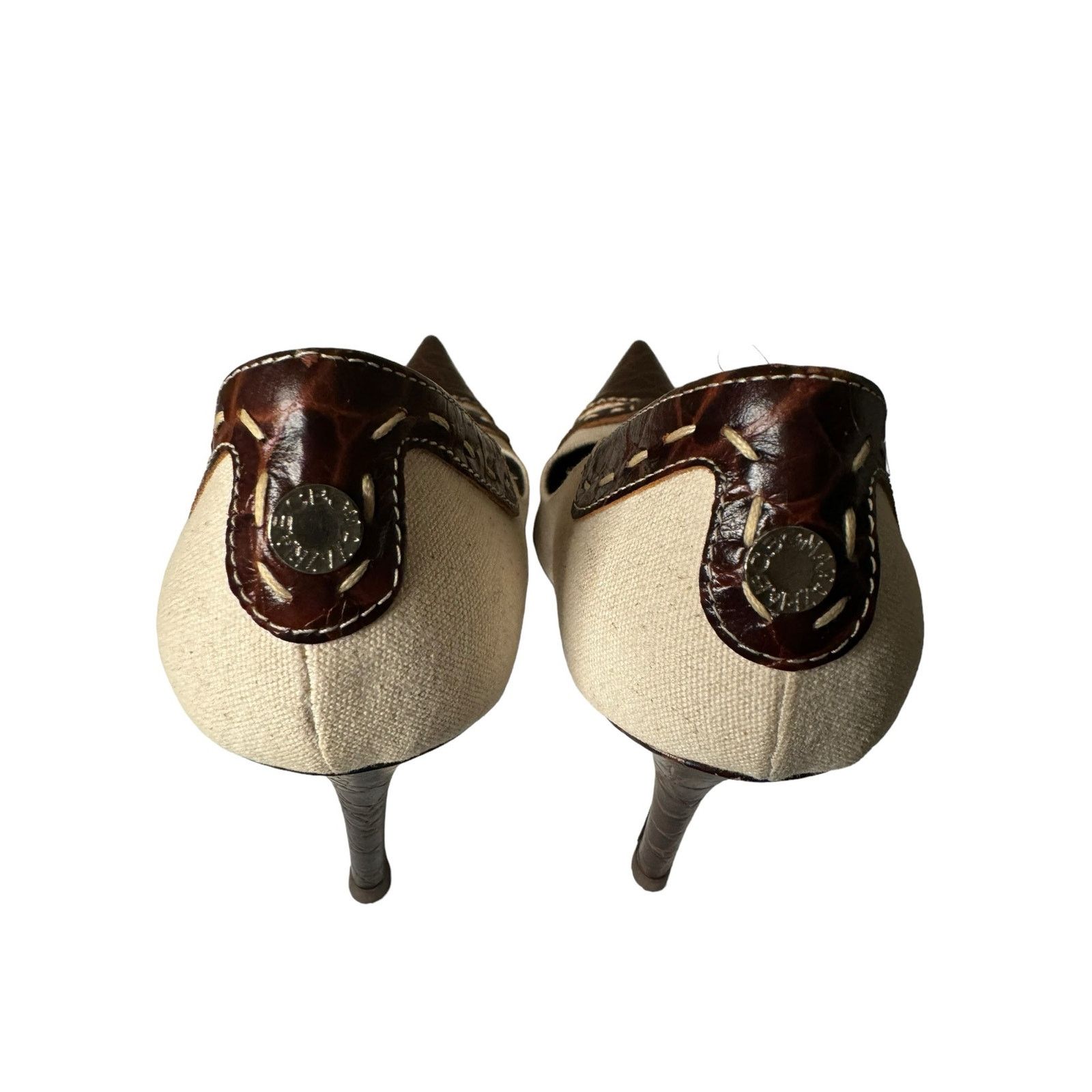 Bcbgmaxazria BCBGmaxazria Vintage Stiletto Pumps Cream Brown TINY FLAW Size US 7.5 / IT 37.5 - 6 Thumbnail