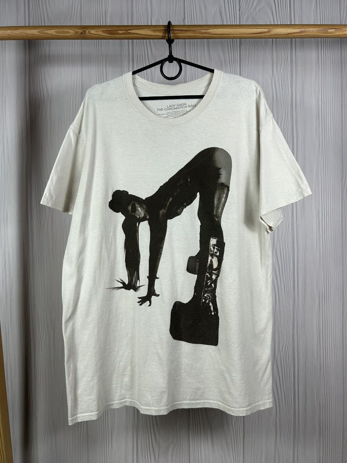 Band Tees Lady Gaga The Chromatica Ball Be Free Tour T-Shirt Size L Size US M / EU 48-50 / 2 - 1 Thumbnail