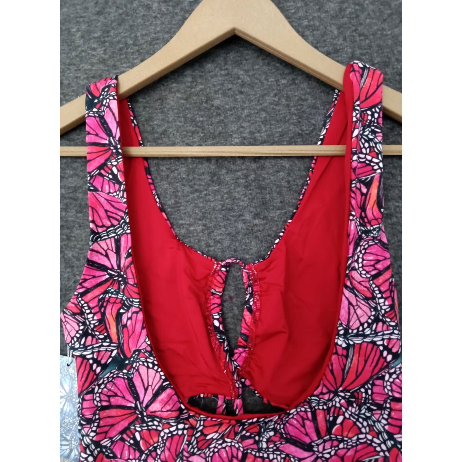 Triangl Toluca Papillon One Piece Swimsuit S Women Beach Solid Nylon Spandex Size ONE SIZE - 3 Thumbnail