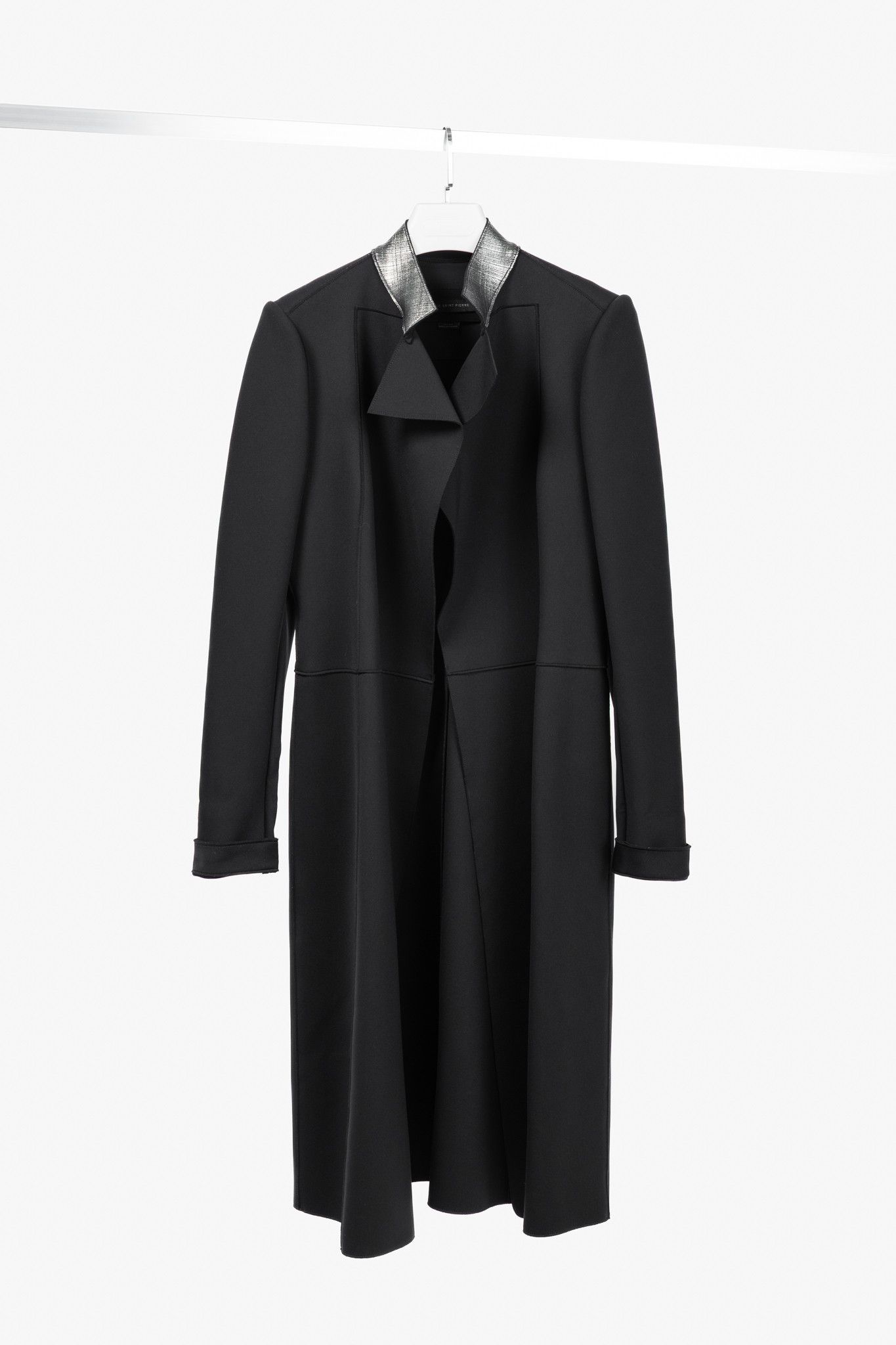 Marie Saint Pierre Marie Saint Pierre Neoprene Metallic-Neck Open-Front Coat Size L / US 10 / IT 46 - 1 Thumbnail