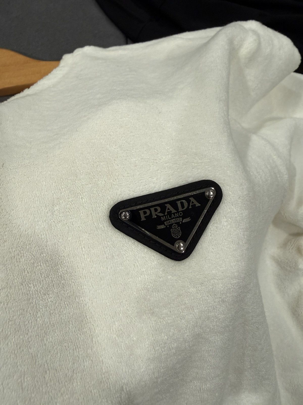 Prada Prada Plaque Logo Terry Cloth T Shirt Size US M / EU 48-50 / 2 - 2 Thumbnail
