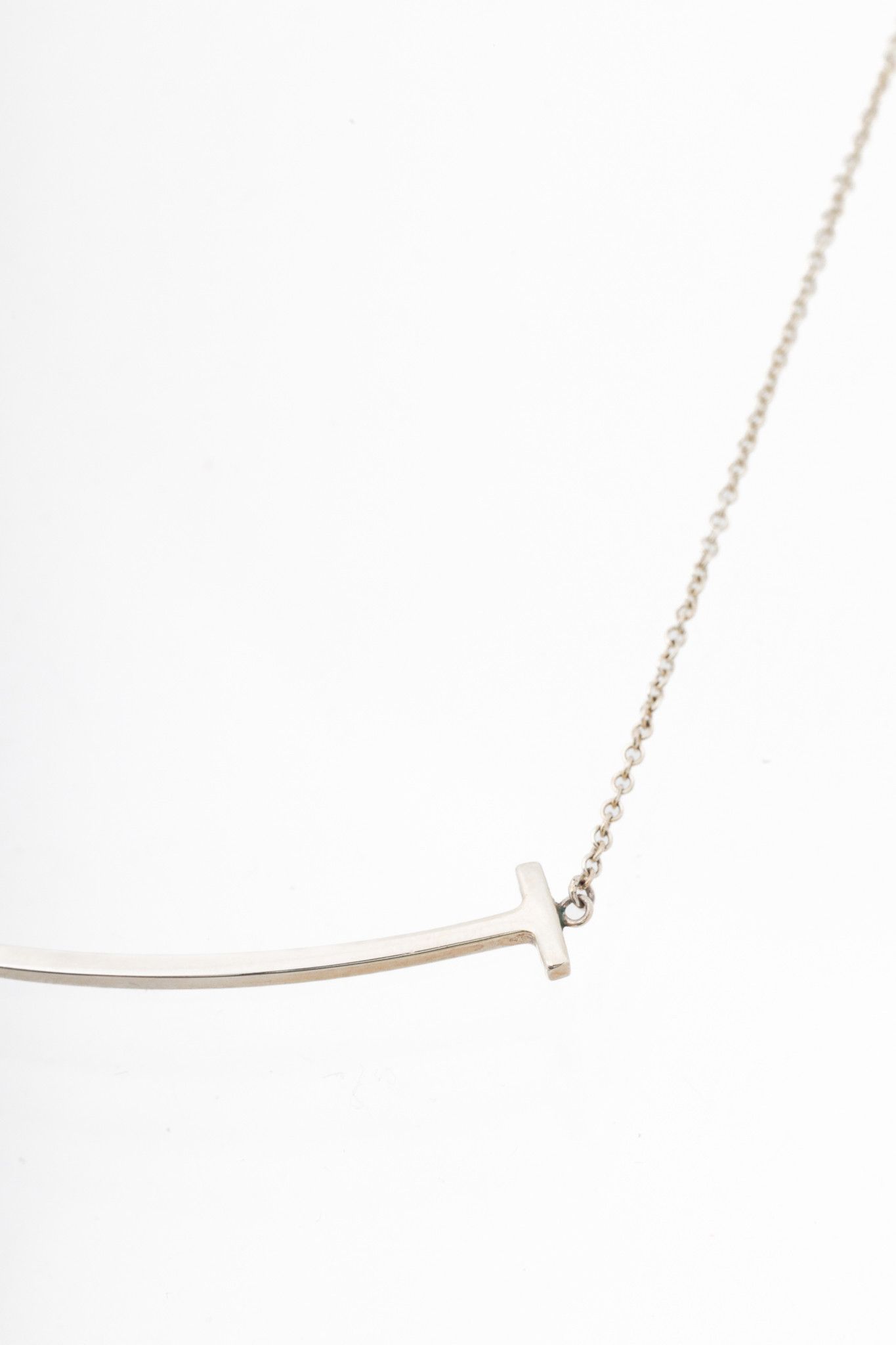 Tiffany & Co. Tiffany & Co. Tiffany T Extra Large Smile Pendant Necklace Size ONE SIZE - 3 Thumbnail