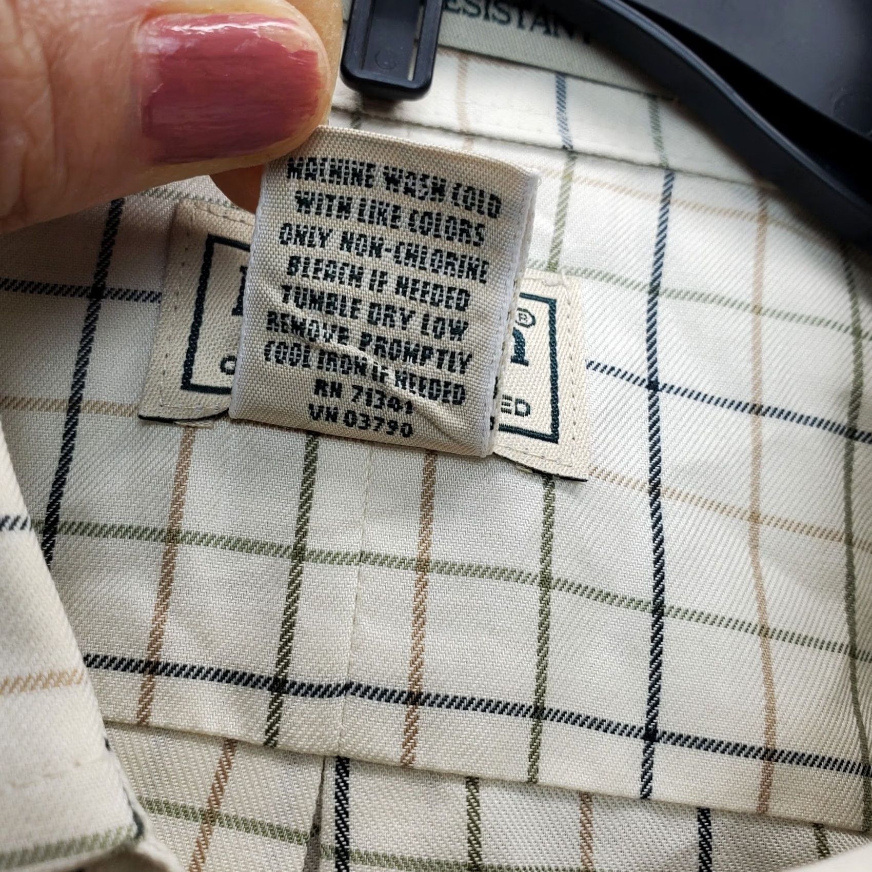 Vintage L.L. Bean Button Down Shirt Mens Medium Multi Plaid Wrinkle Resistant Collared Size US M / EU 48-50 / 2 - 7 Thumbnail