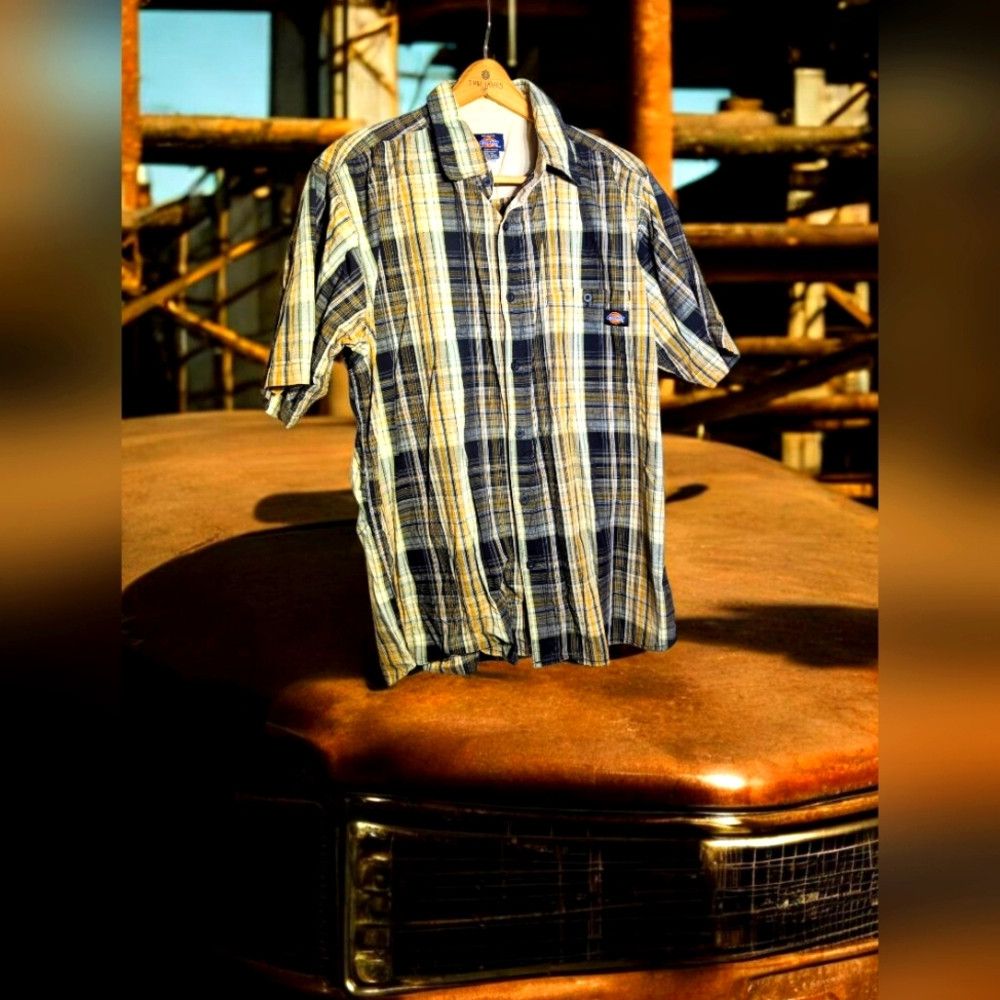 Dickies Dickies Brown and Yellow Sz 2XL Casual Button Down Shirt Size US XXL / EU 58 / 5 - 1 Thumbnail