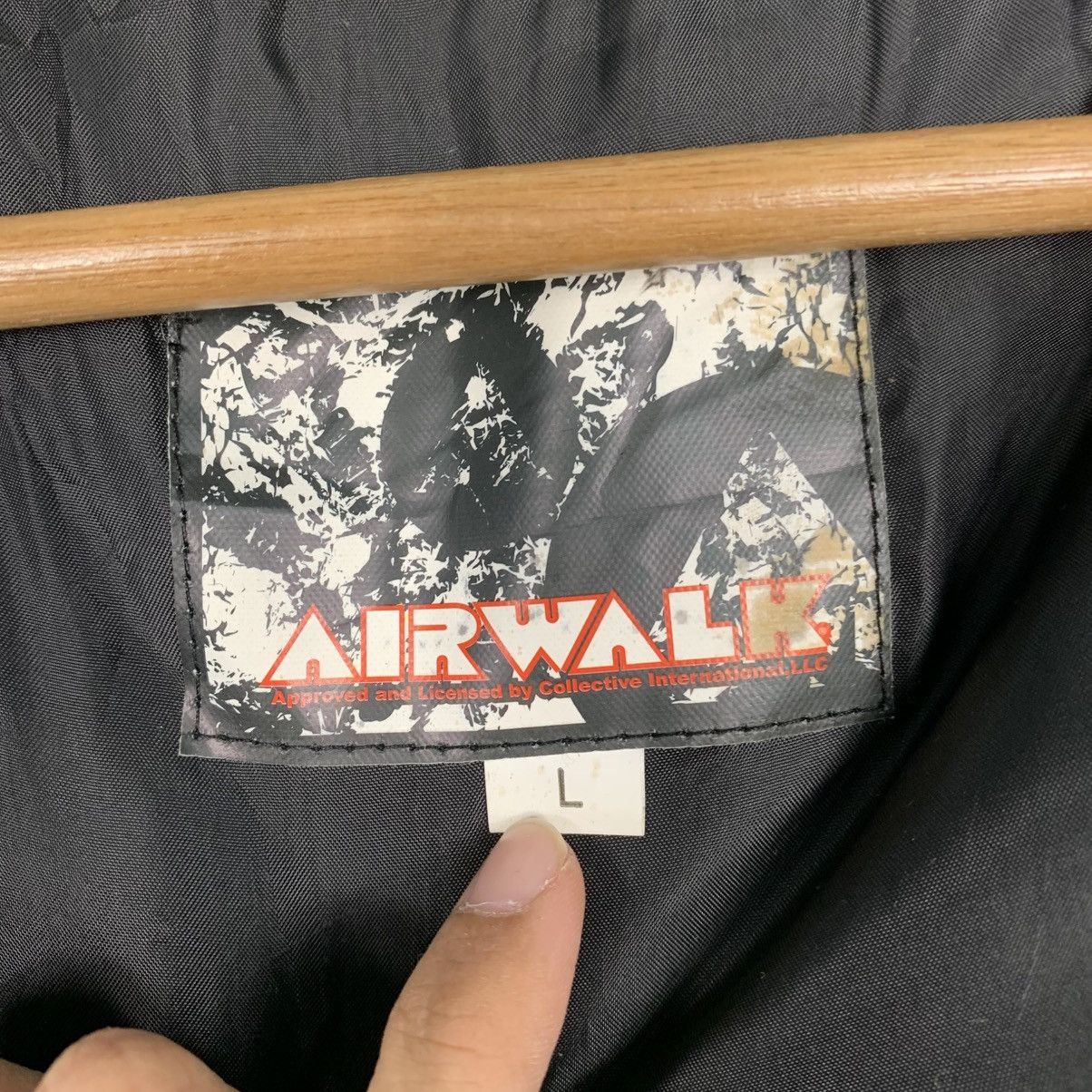 Airwalk Nice Design Airwalk Fullprint Jacket Size US L / EU 52-54 / 3 - 16 Thumbnail