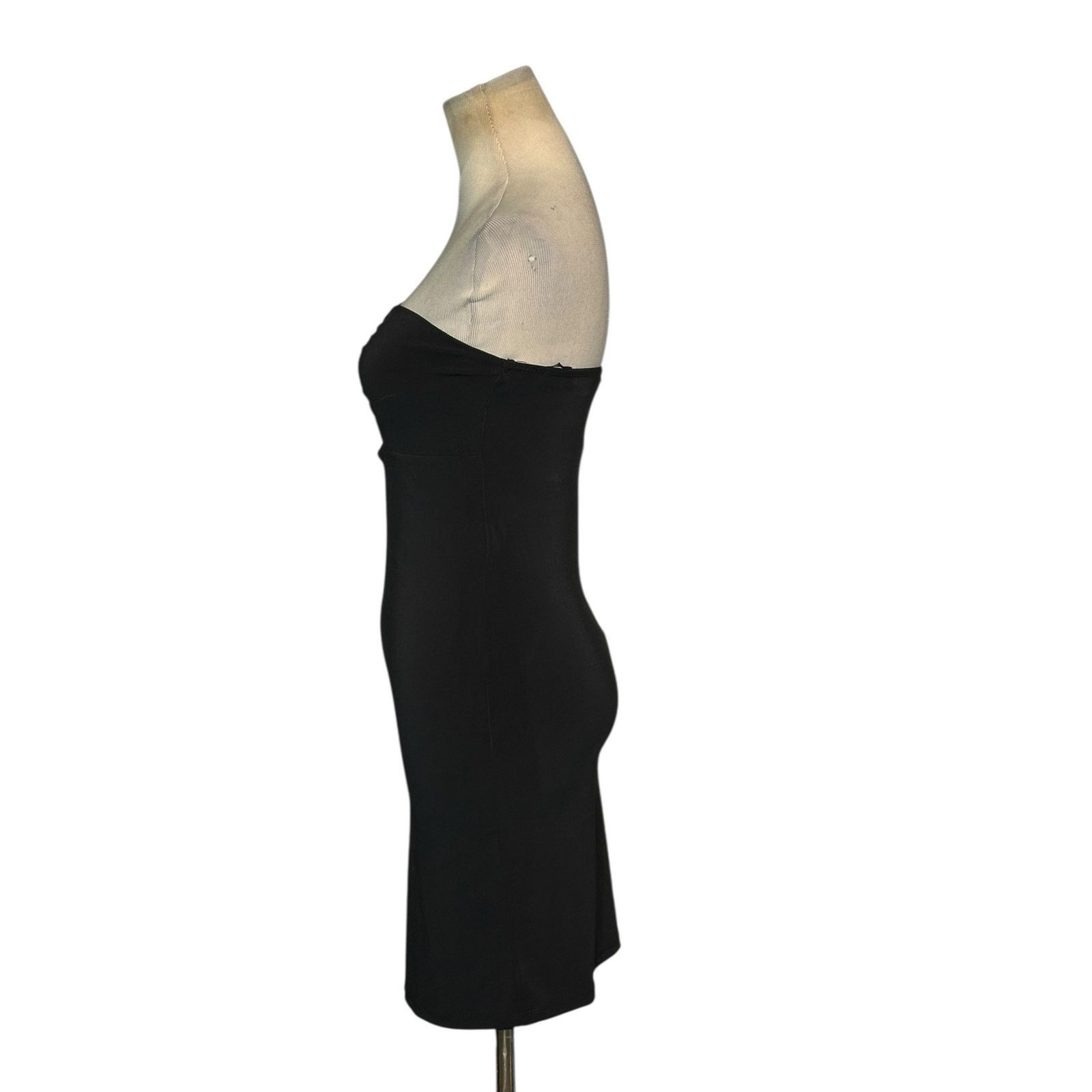 Forever 21 Forever 21 black strapless cutout pencil dress size Small Size S / US 4 / IT 40 - 6 Thumbnail