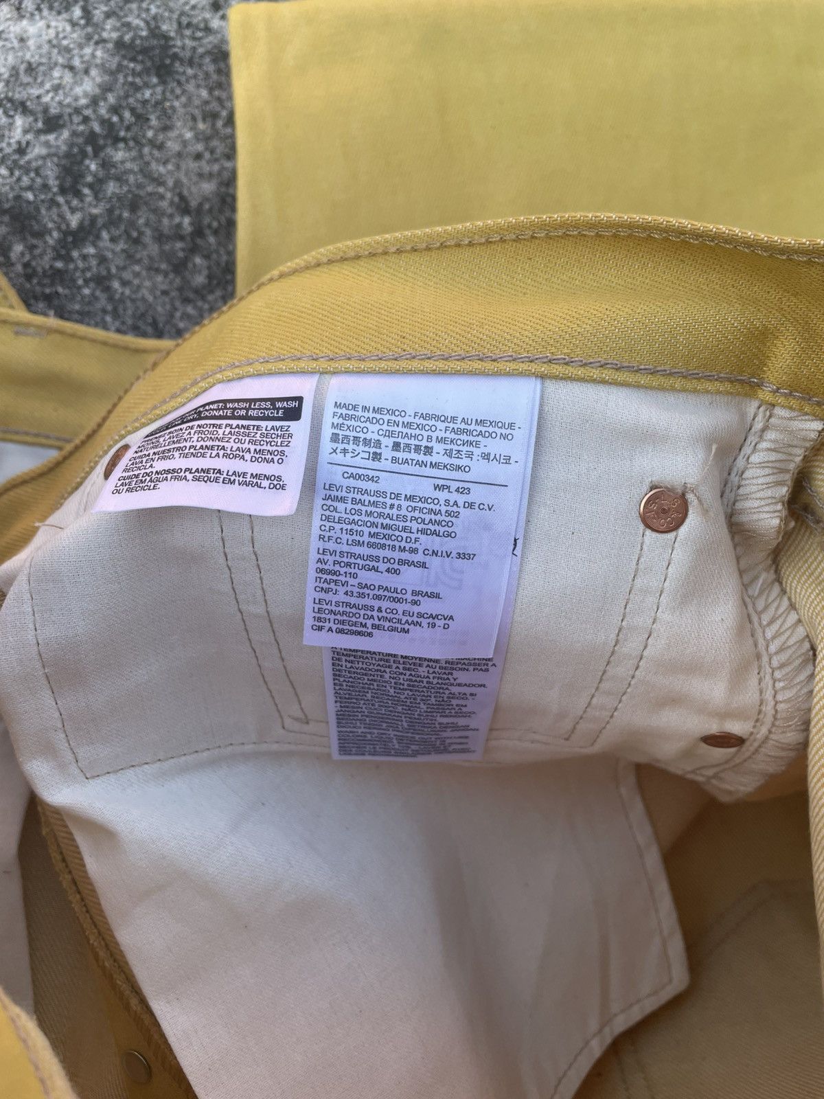 Levi's Final Drop‼️ Levis 501 W40 L32 (New Old Stock) Size US 42 / EU 58 - 22 Thumbnail