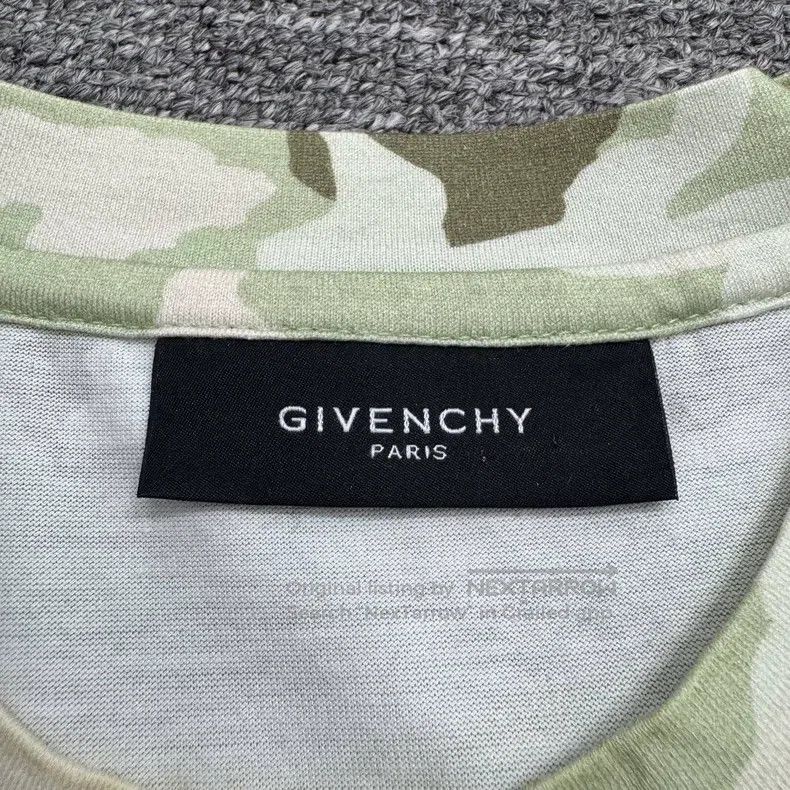 Givenchy Givenchy Floral Patch Short Sleeve Size US XXS / EU 40 - 2 Thumbnail