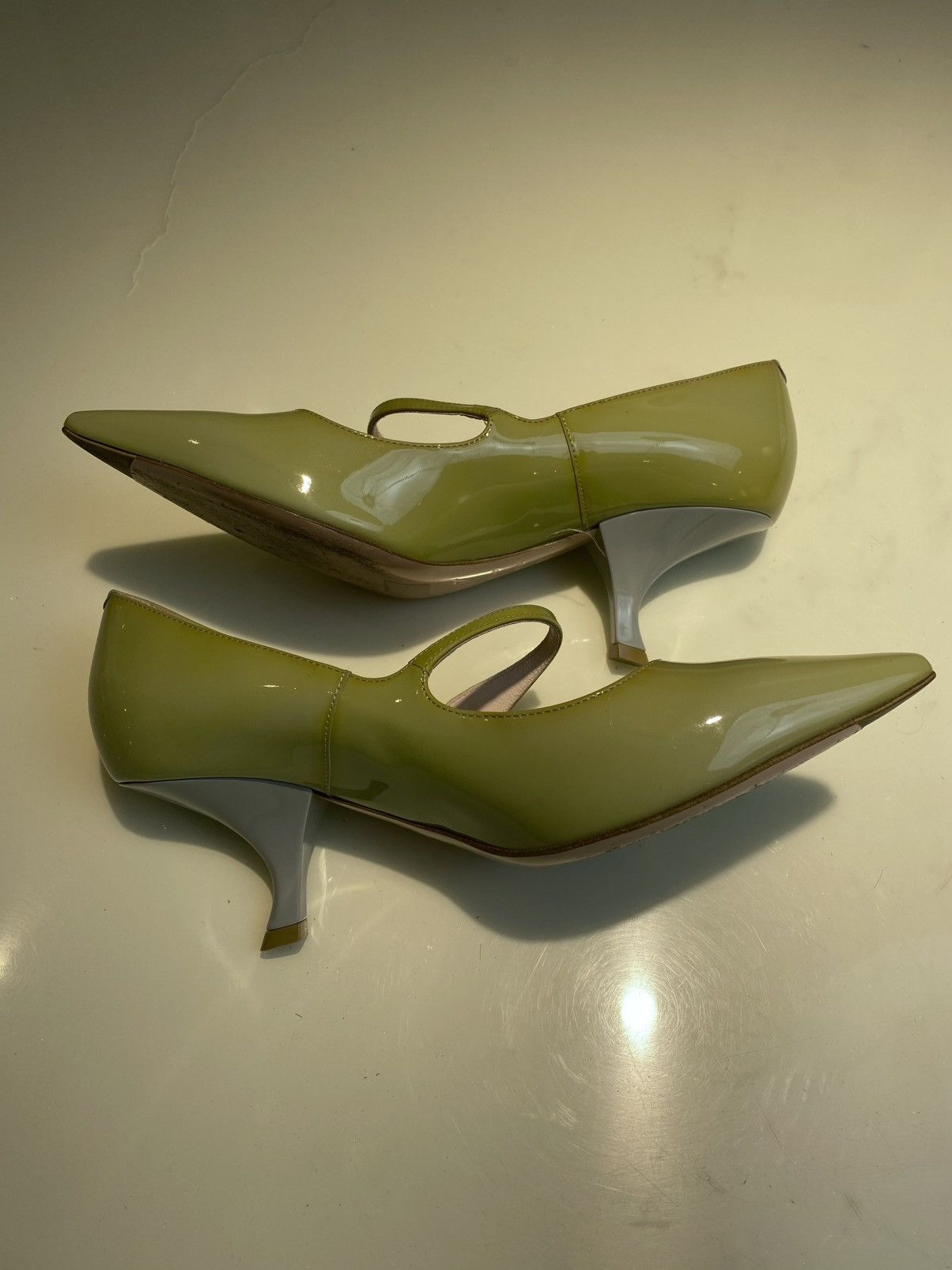 Roger Vivier Roger Vivier Diamond Embellishments Pumps 35.5 Size US 5 / IT 35 - 6 Thumbnail