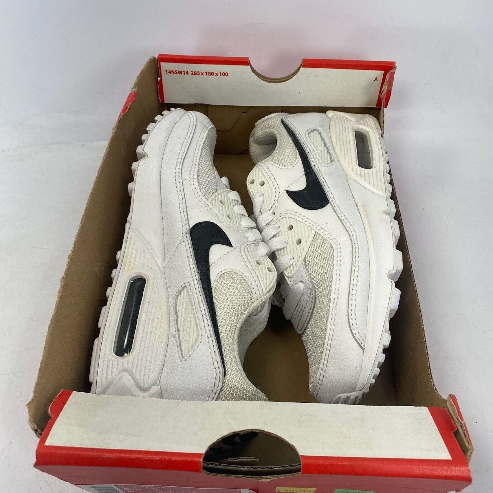 Nike NEW Nike Air Max 90 Women's White Black Sneaker CQ2560 101 Size US 5.5 / EU 38 - 9 Thumbnail