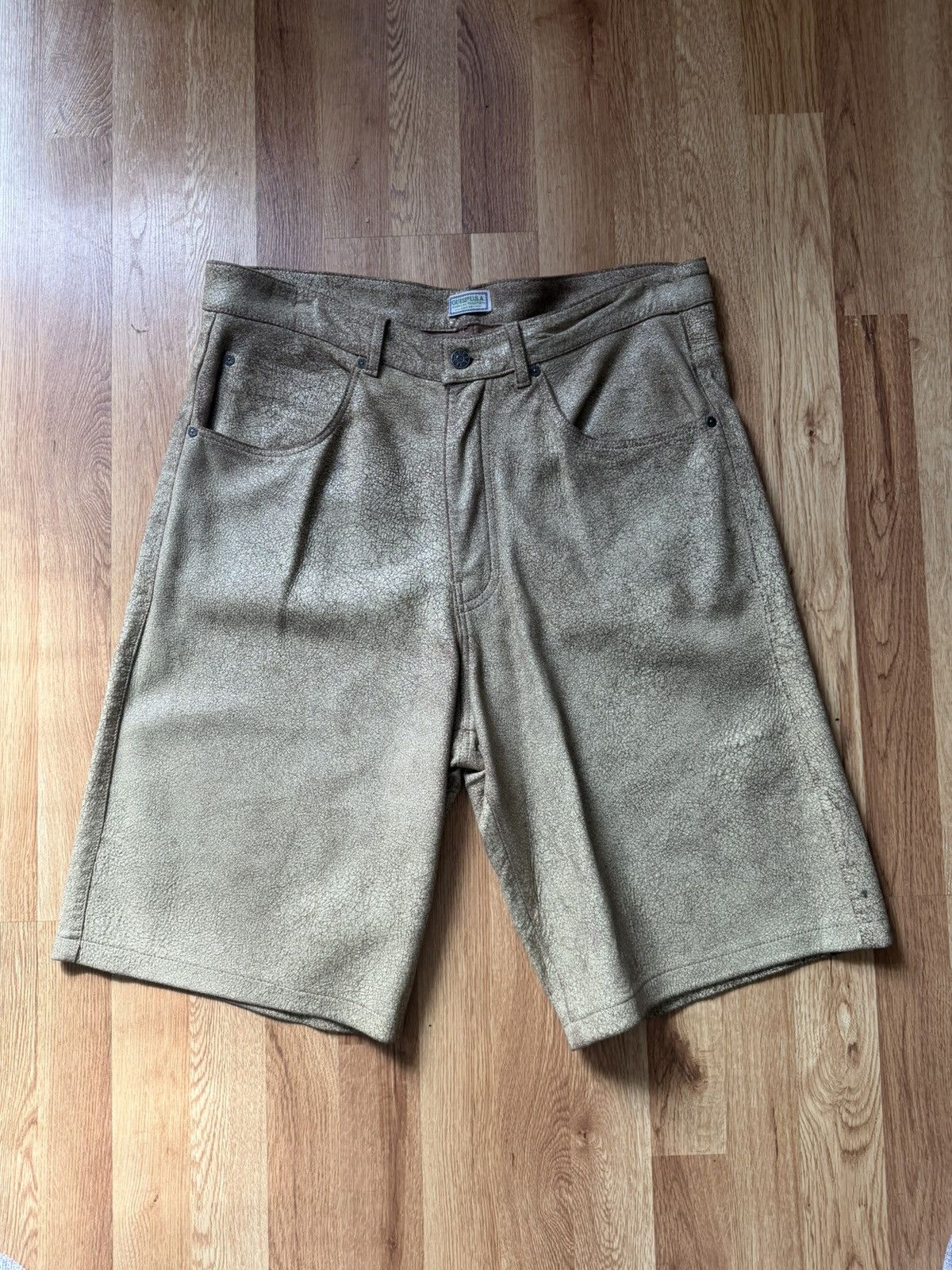 Guess Guess usa cracked leather shorts Size US 33 - 1 Thumbnail