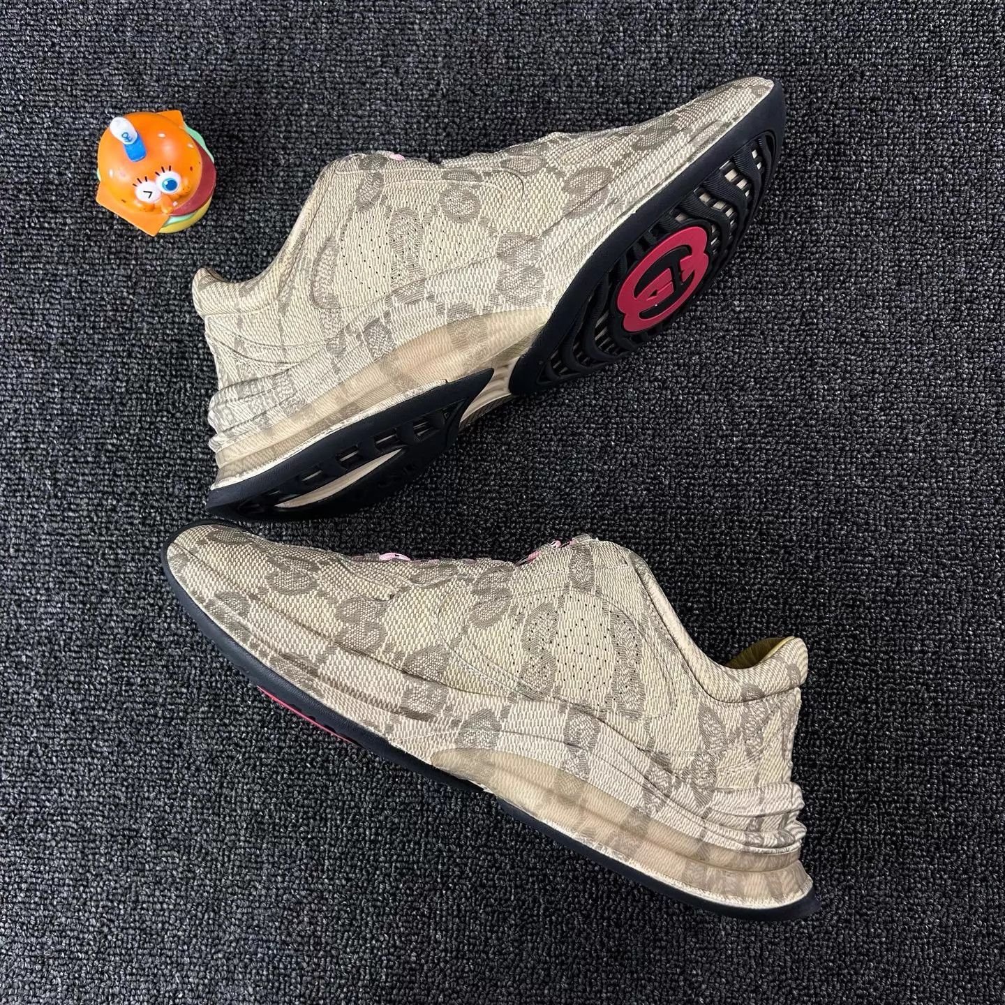 Gucci Gucci GG Monogram Sneaker Pink Laces Size US 8.5 / IT 38.5 - 3 Thumbnail