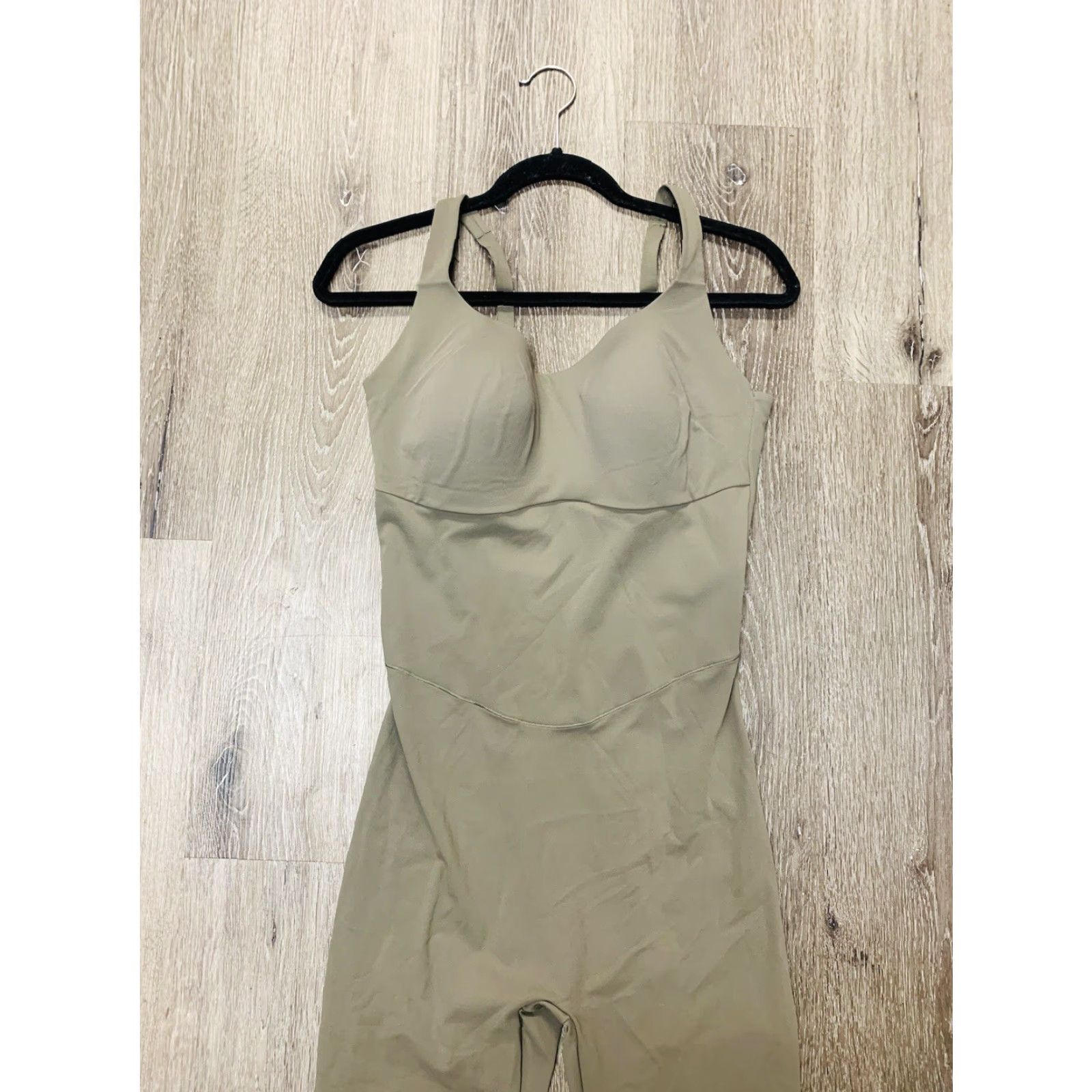 Victoria's Secret Victoria’s Secret VSX Cross-Back Flare Jumpsuit XL Green Women One-Piece Sleeveless Activewear Cross Back Flared Jumpsuit Size 40" / US 18 - 2 Thumbnail