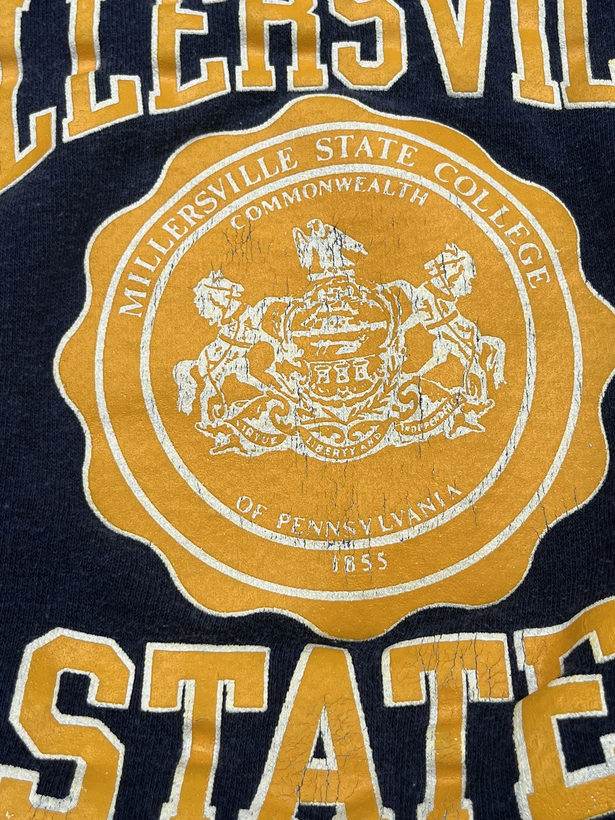 Vintage VINTAGE 80’S MILLERSVILLE STATE COLLEGE SWEATSHIRT Size US XS / EU 42 / 0 - 6 Thumbnail