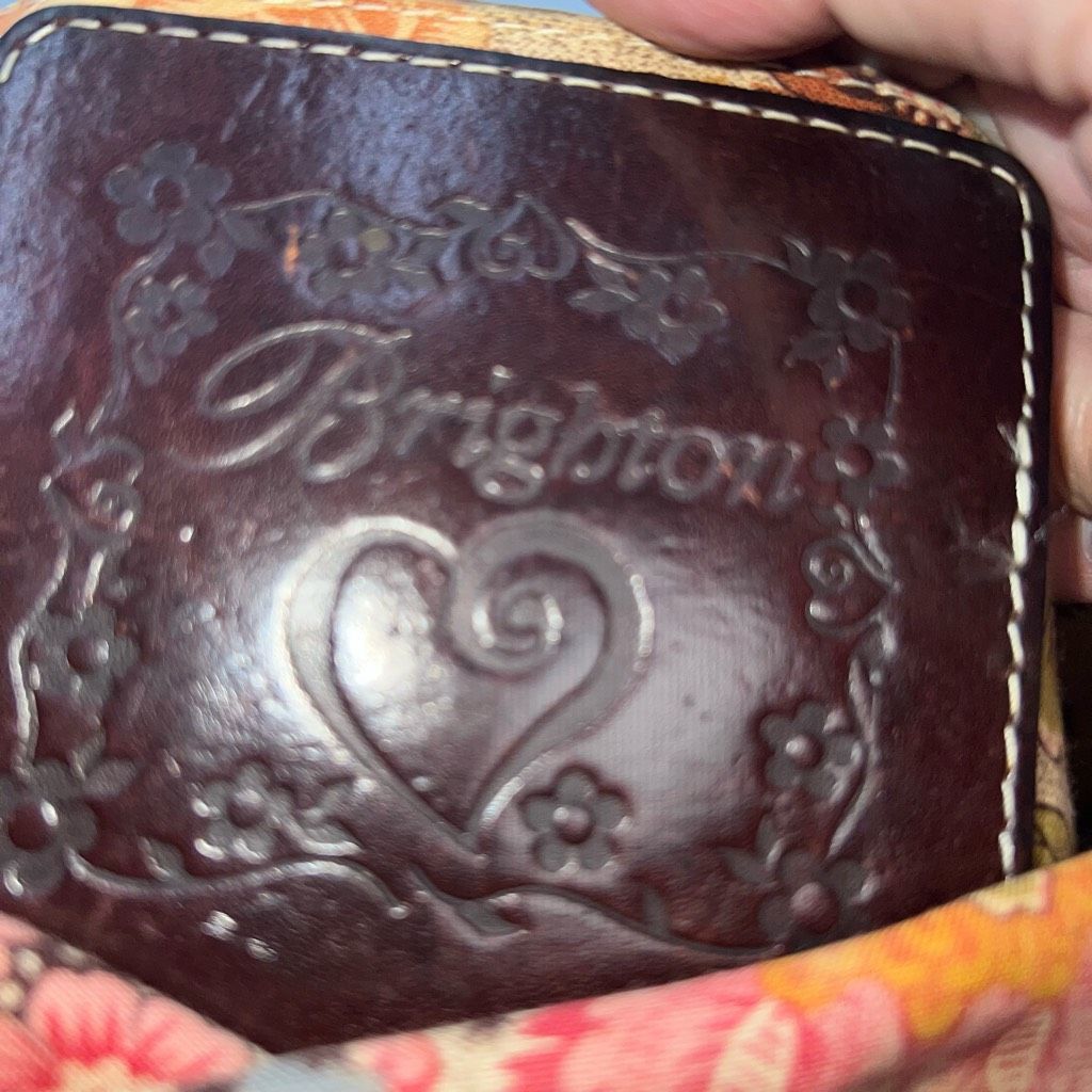 Brighton Brighton Vintage Straw and Wicker Shoulder Bag with Wicker Brighton Heart Bag Charm **see pics and description Size ONE SIZE - 11 Thumbnail