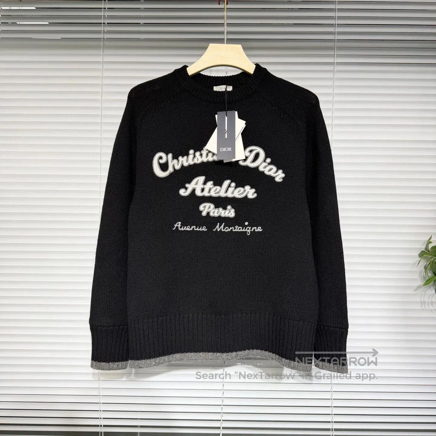 Dior Dior Knit Sweater with Embroidered Logo. Size US S / EU 44-46 / 1 - 1 Thumbnail