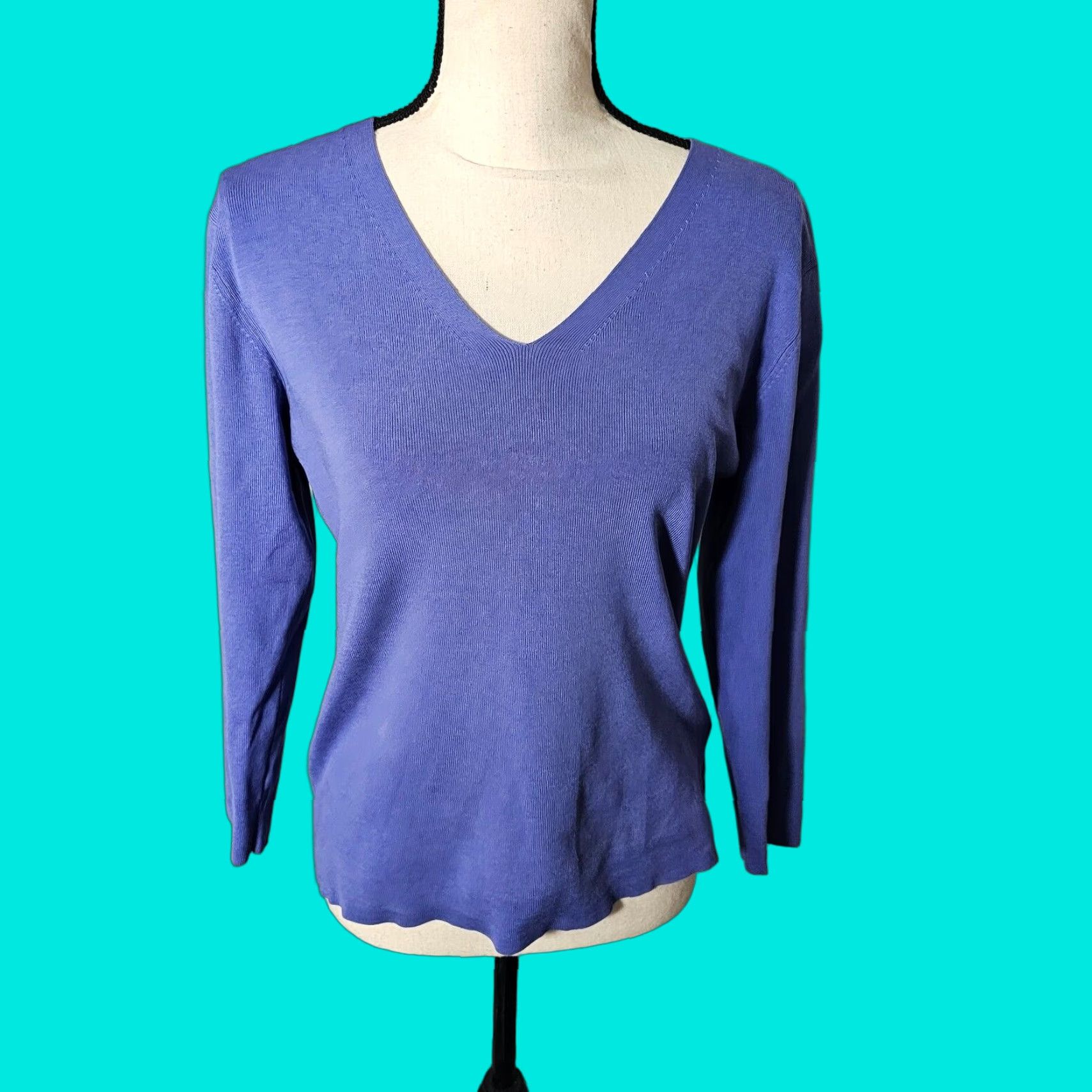 Vintage VINTAGE Josephine Chaus Silk Blend Blouse Women M V-Neck 3/4 Sleeve Purple Casual Size M / US 6-8 / IT 42-44 - 1 Thumbnail