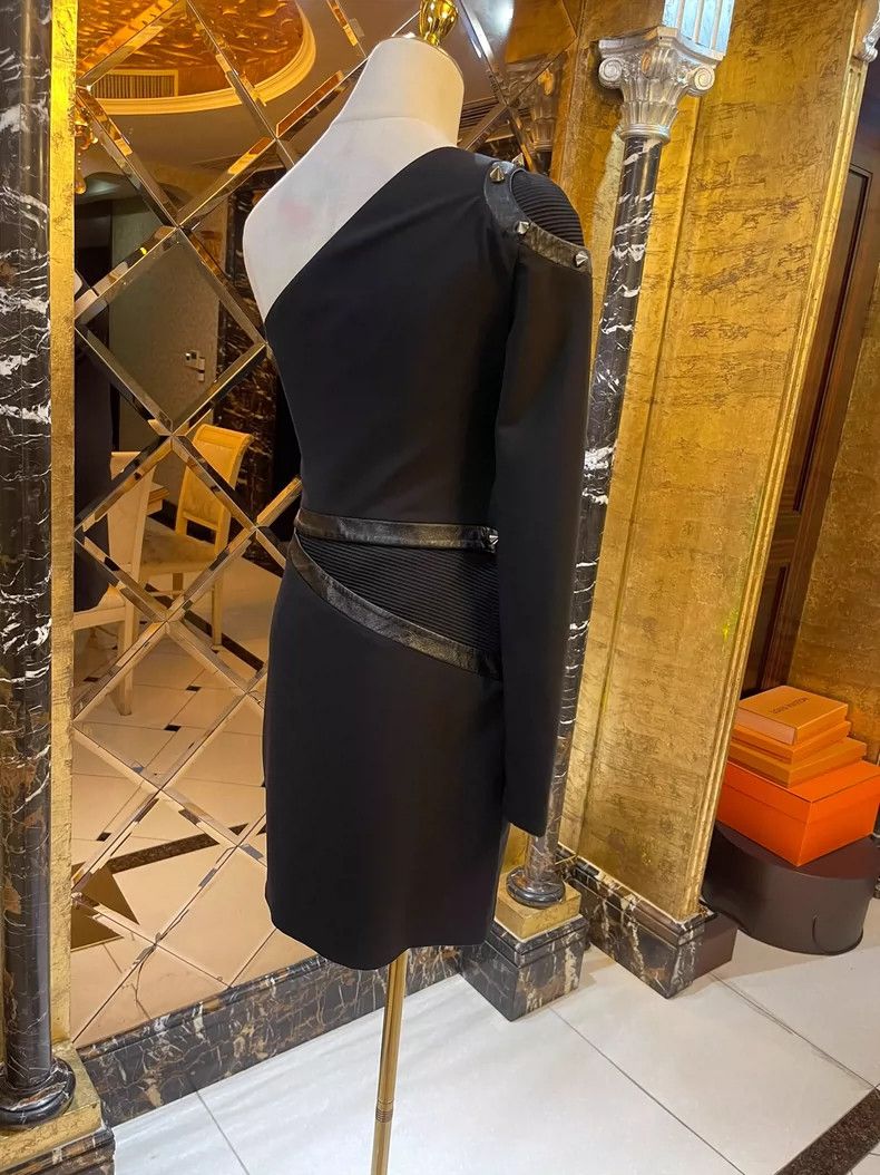 Versace Versace Heavy leather studded one-shoulder dress Size M / US 6-8 / IT 42-44 - 7 Thumbnail