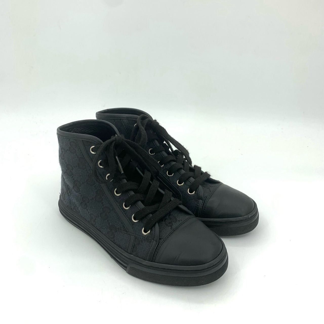 Gucci Gucci Size 35 Black GG Supreme Lace-Up Flat High Top Shoes Size US 5 / IT 35 - 6 Thumbnail