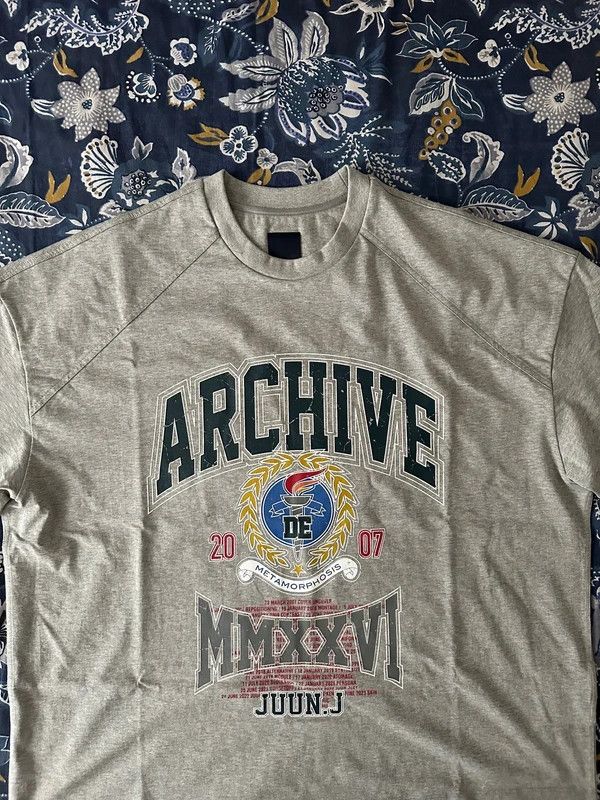Juun.J Grey Archive T-Shirt Size US S / EU 44-46 / 1 - 1 Thumbnail
