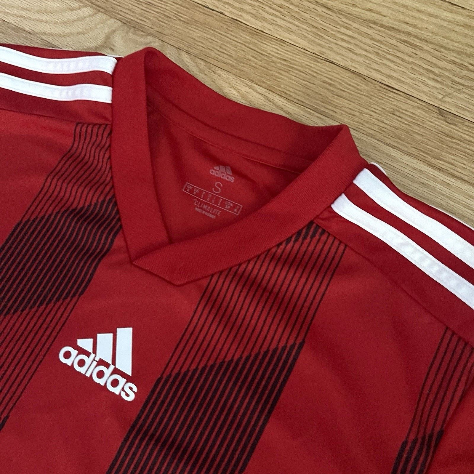 Adidas Adidas Shirt Mens Small Red Striped Climalite V-Neck Soccer Size US S / EU 44-46 / 1 - 6 Thumbnail